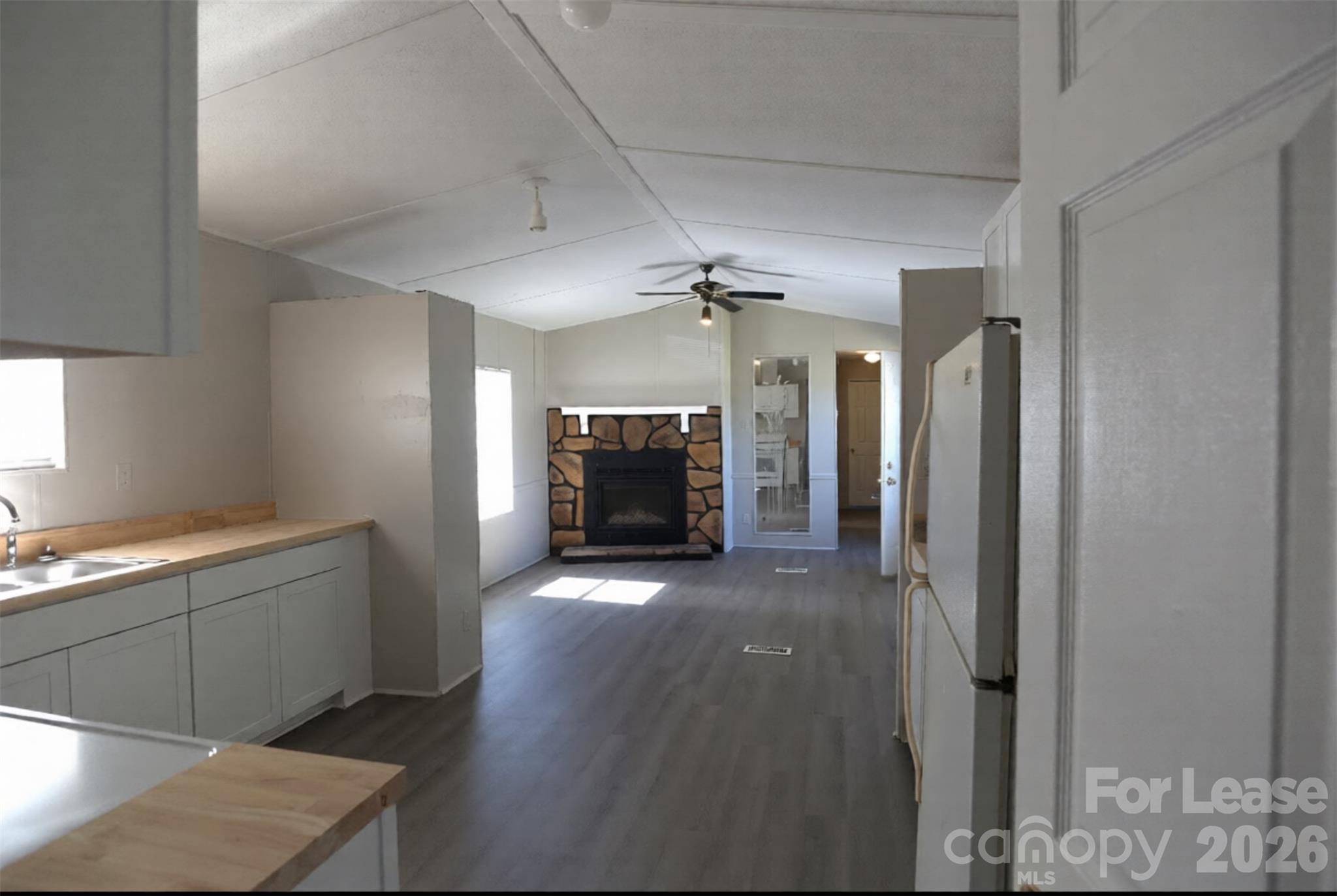 2689 Robinson Road Property Photo 3
