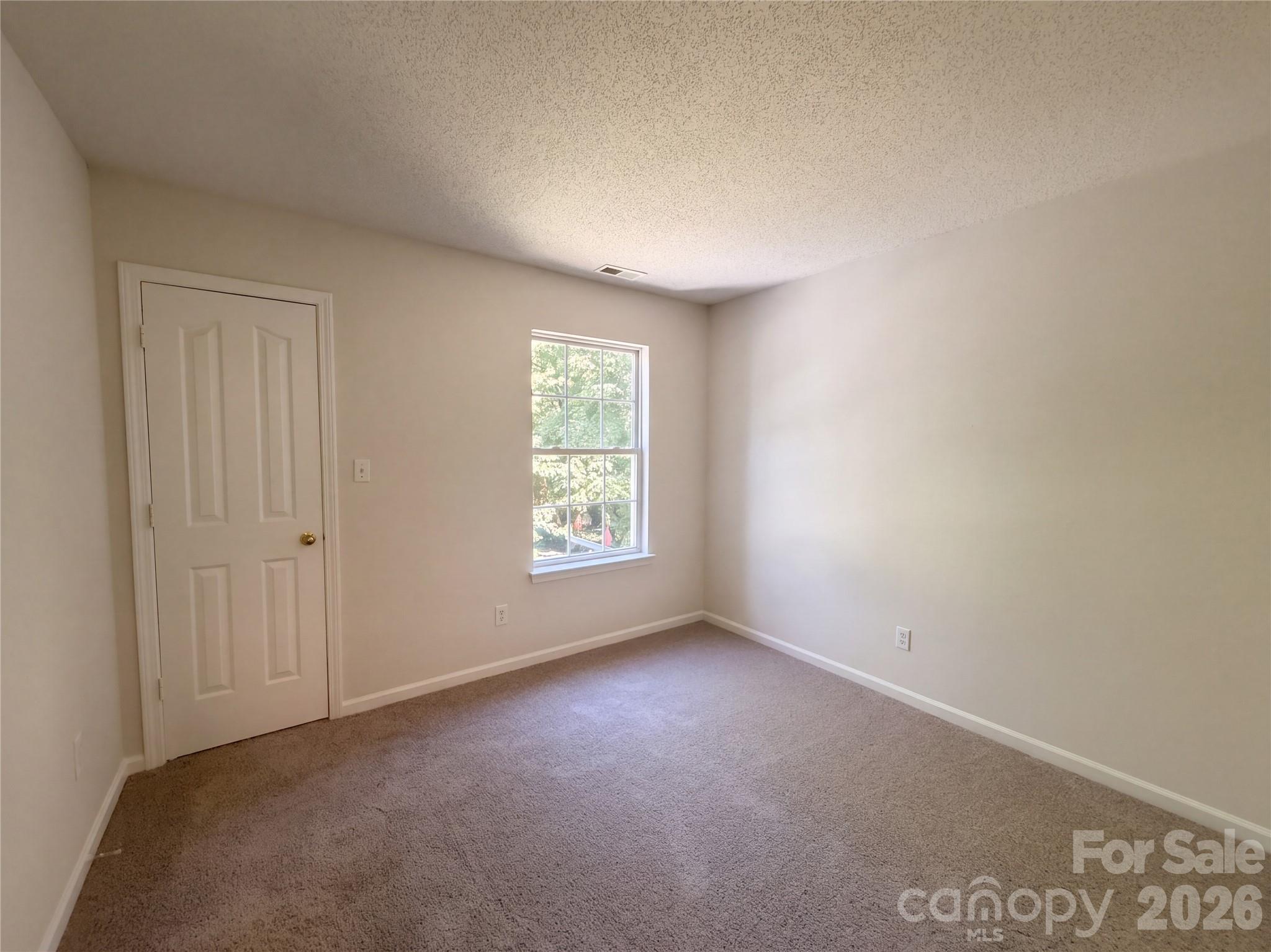 10705 Azure Valley Place Property Photo 5