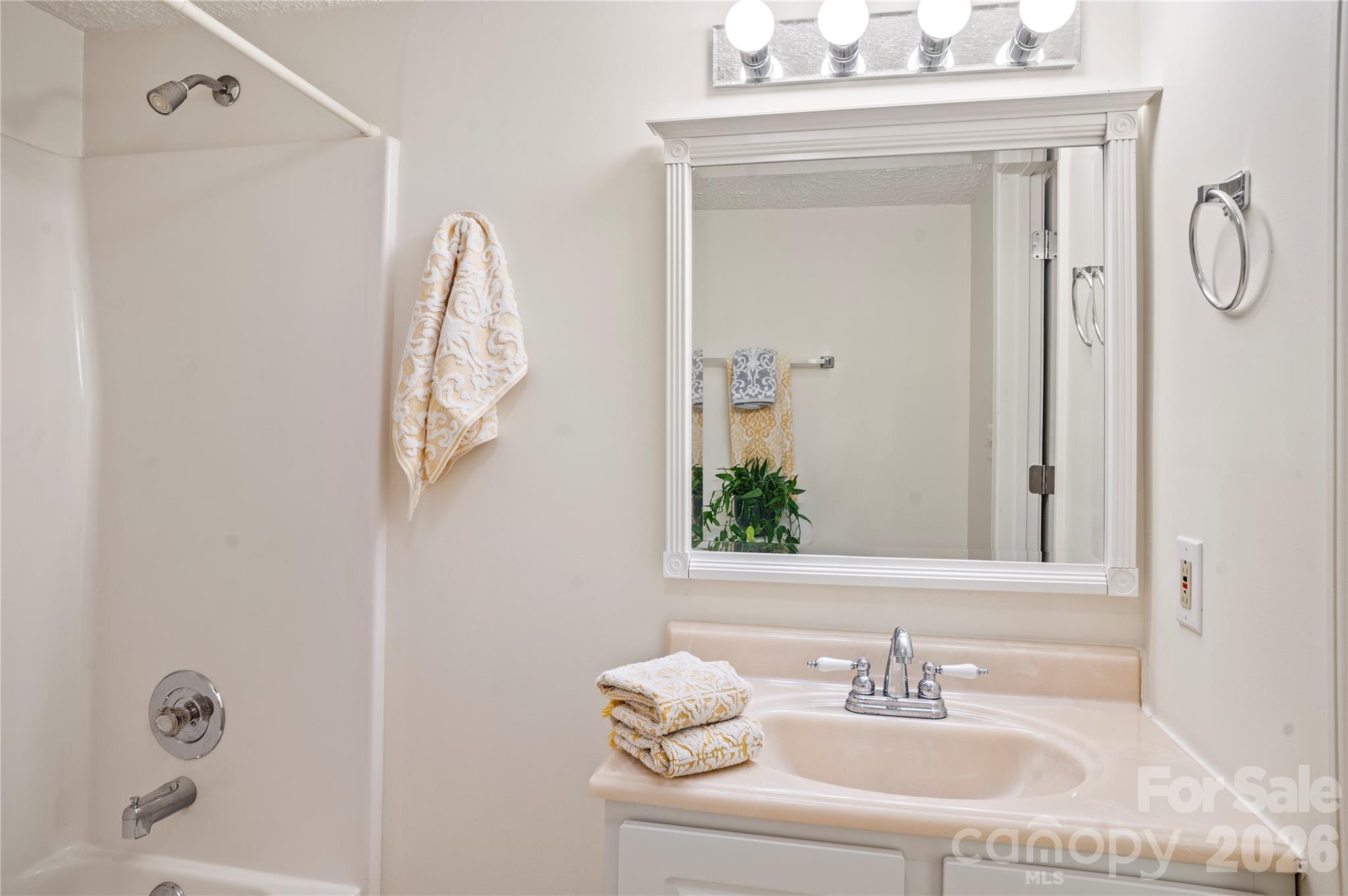 9 Fullam Drive Property Photo 35