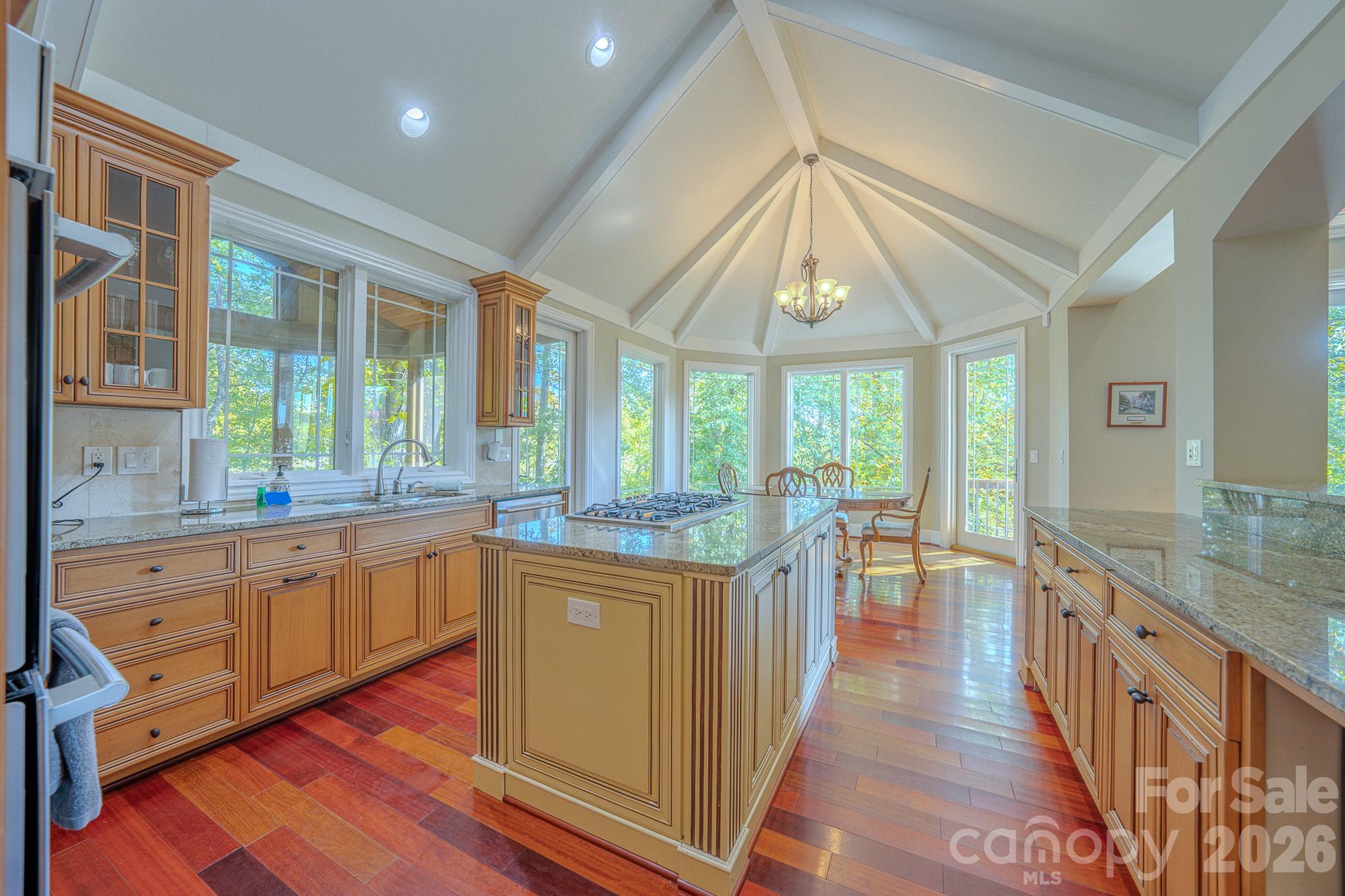 46 North Ridge Lane Property Photo 8