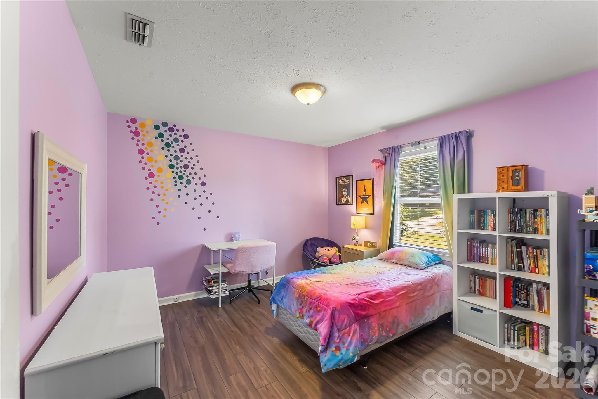 23 E Silverleaf Drive Property Photo 13