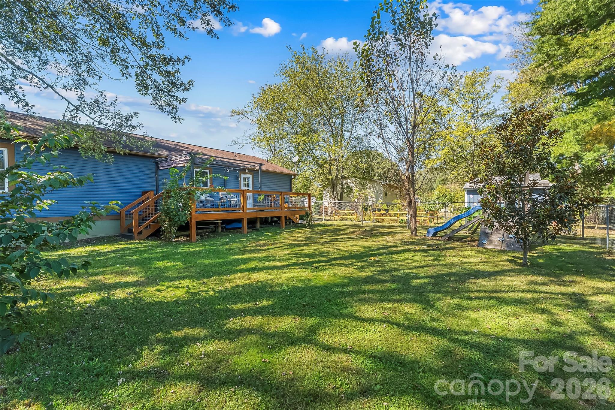 23 E Silverleaf Drive Property Photo 23