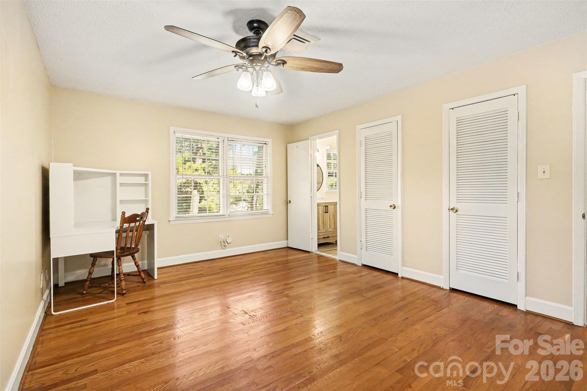 833 Archdale Drive Property Photo 25