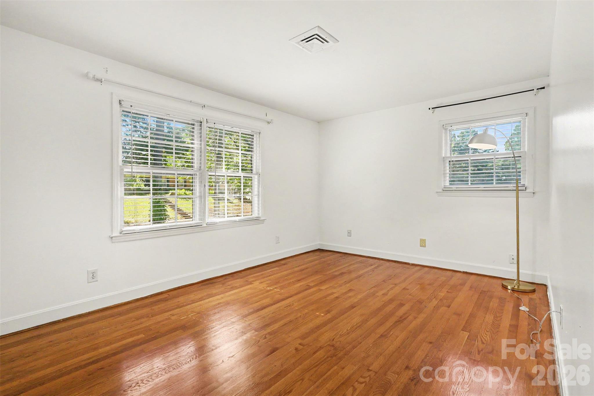 833 Archdale Drive Property Photo 29