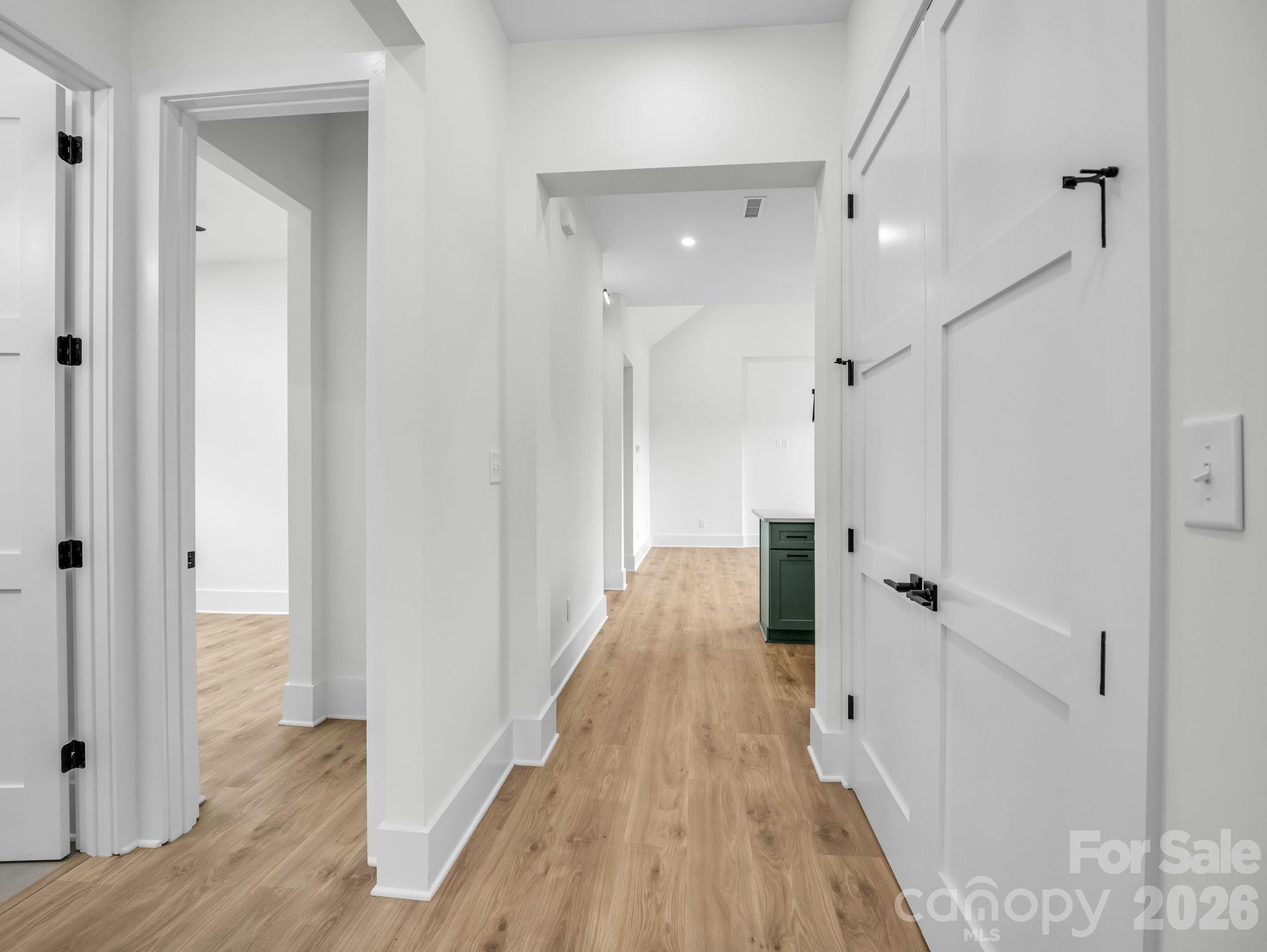 170 N Mitchell Street Property Photo 6