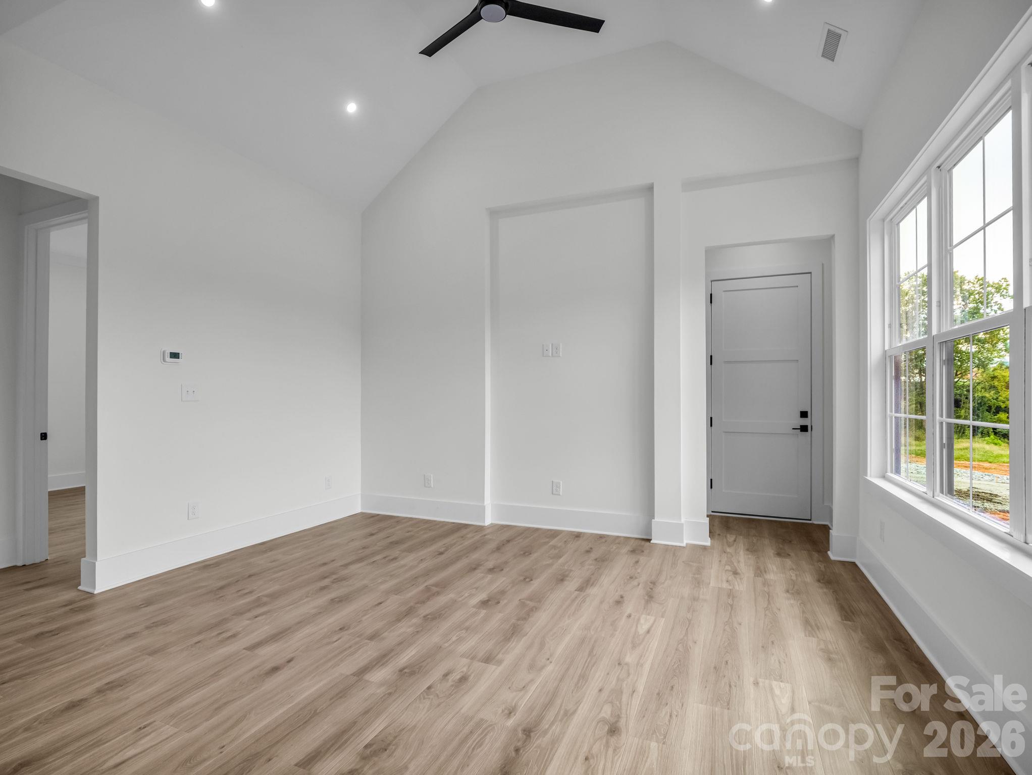 170 N Mitchell Street Property Photo 13