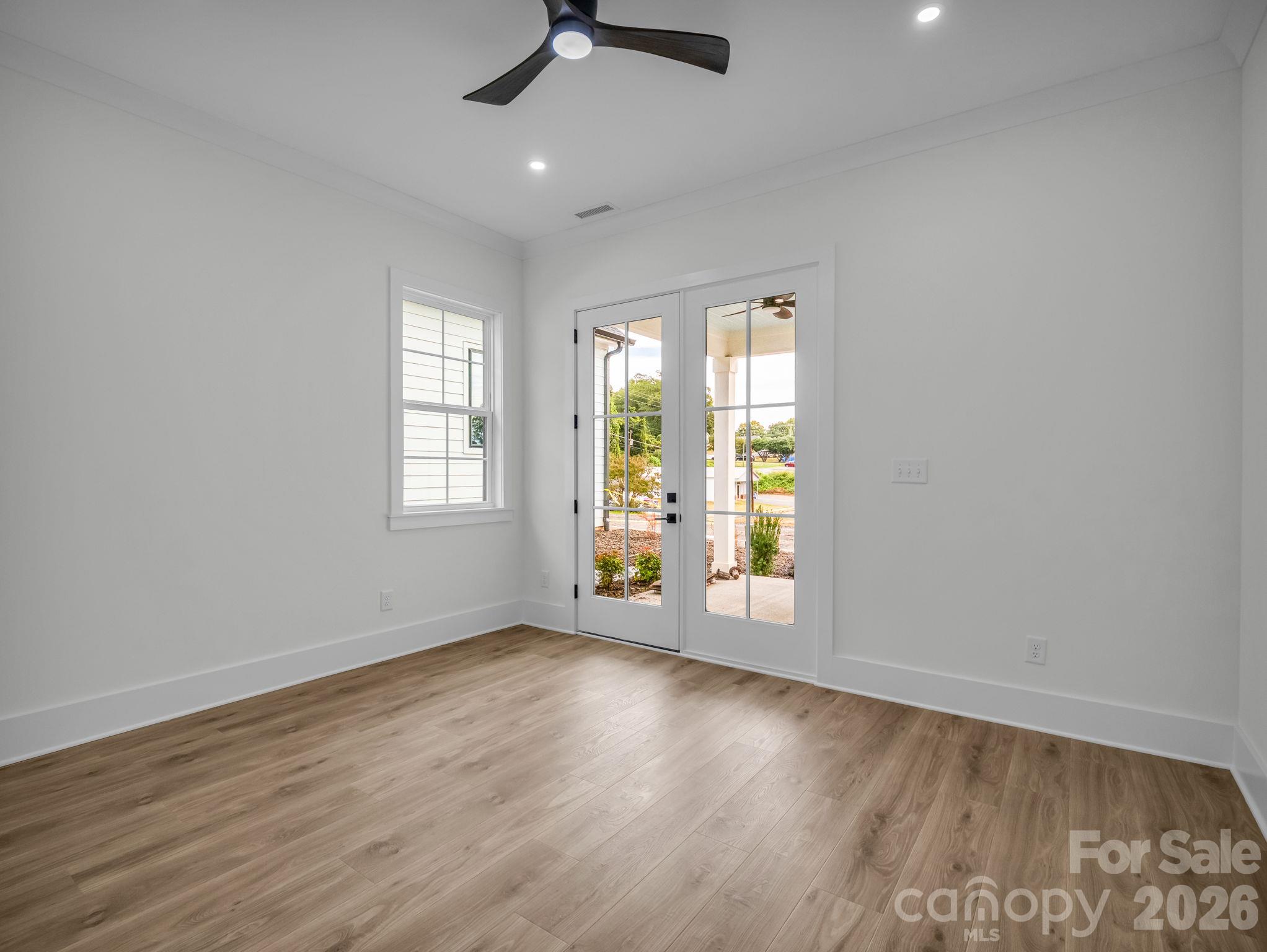 170 N Mitchell Street Property Photo 16