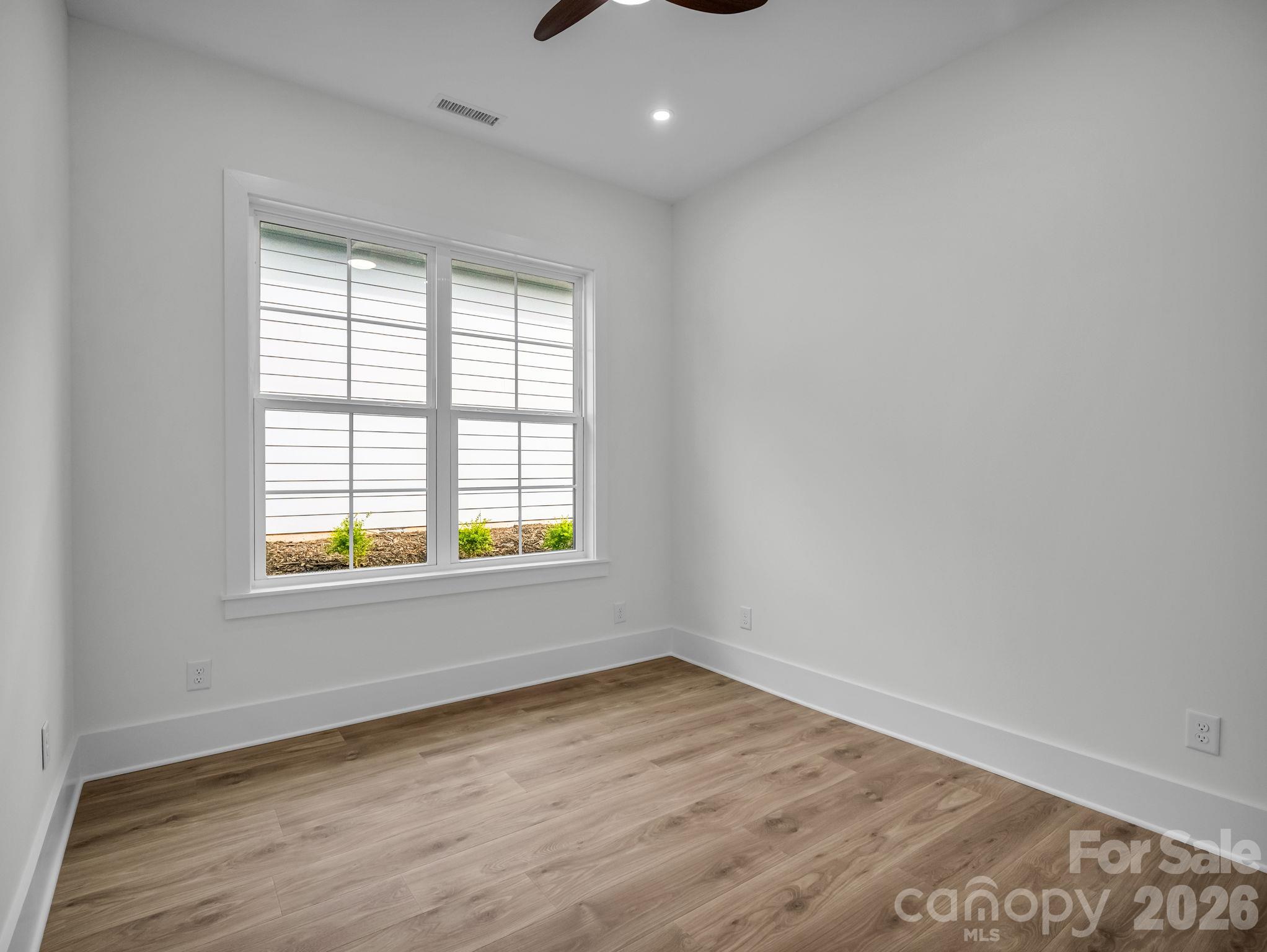 170 N Mitchell Street Property Photo 24