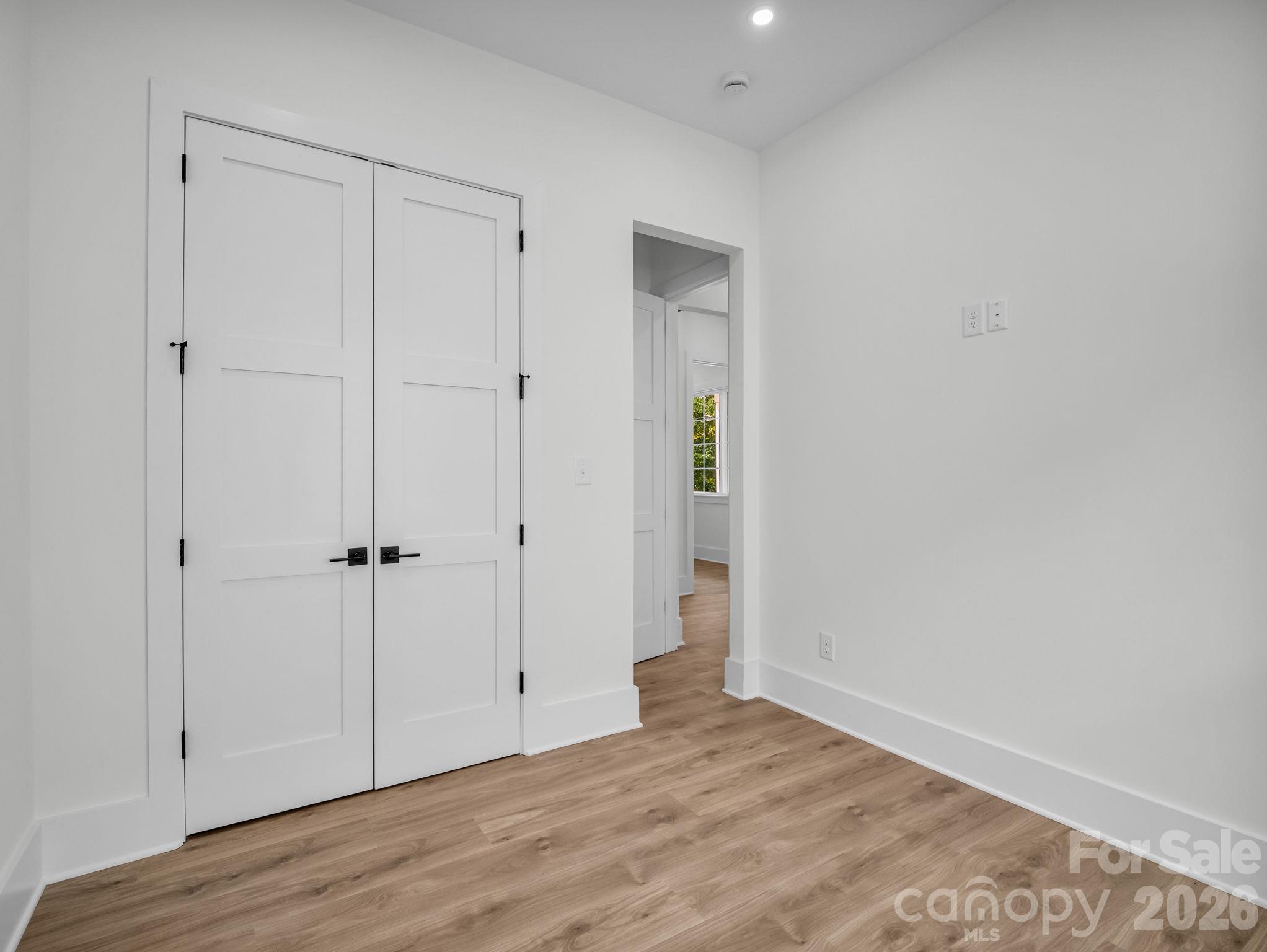 170 N Mitchell Street Property Photo 25