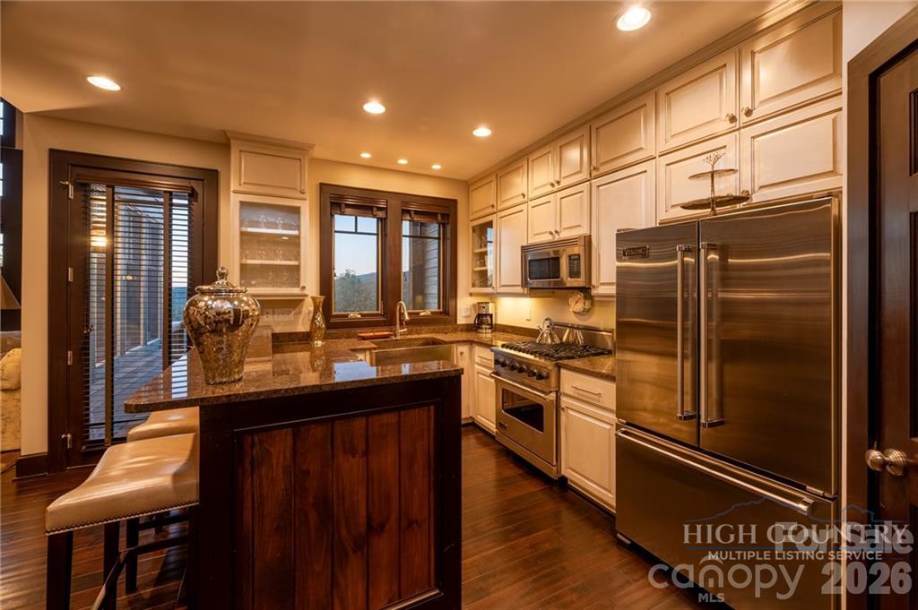 355 Ridge Haven Parkway 23a Property Photo 8