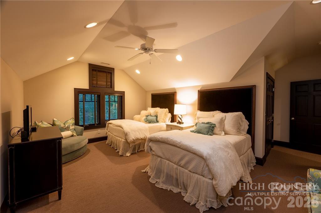 355 Ridge Haven Parkway 23a Property Photo 24