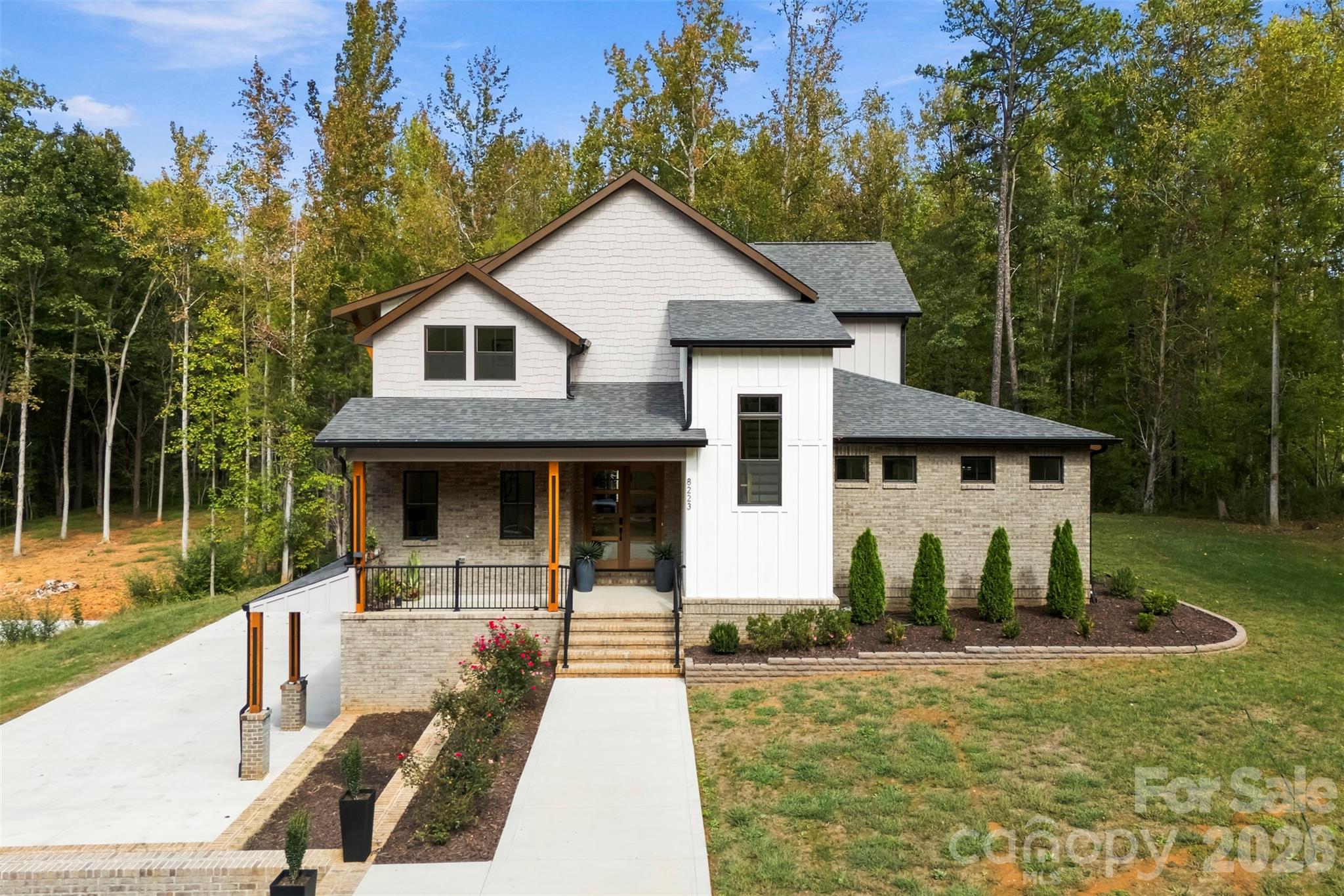 8223 Max Meadows Drive Property Photo 1