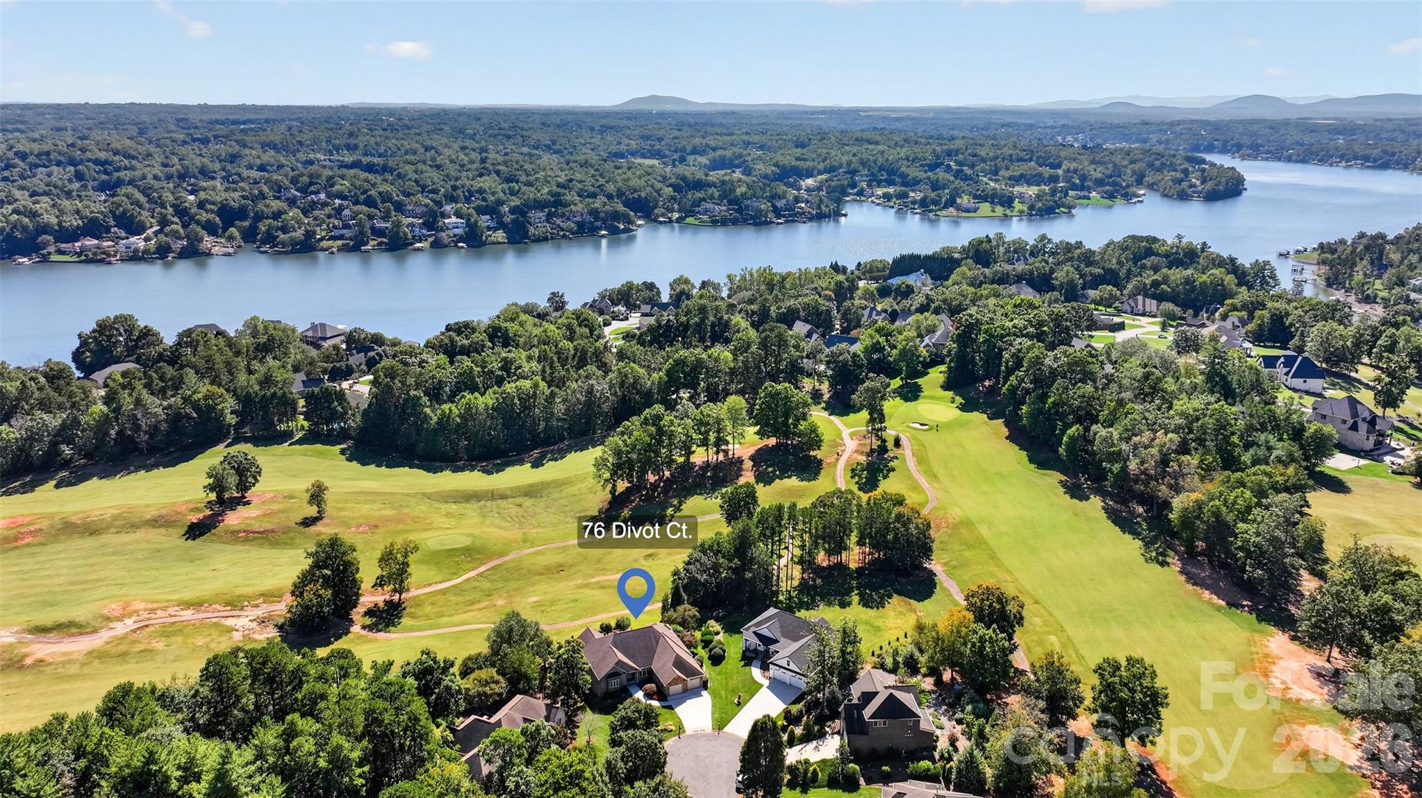 76 Divot Court Property Photo 3
