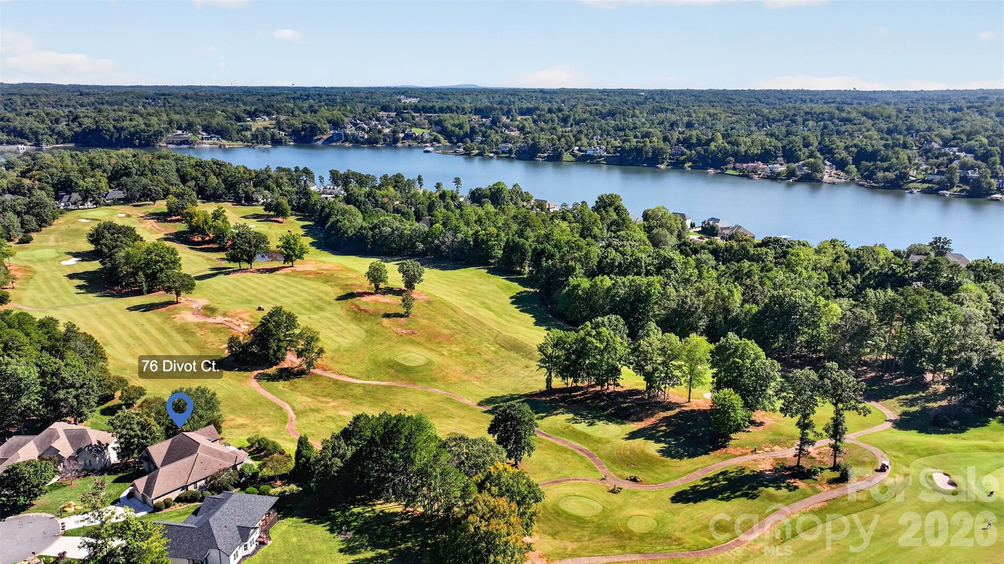 76 Divot Court Property Photo 5