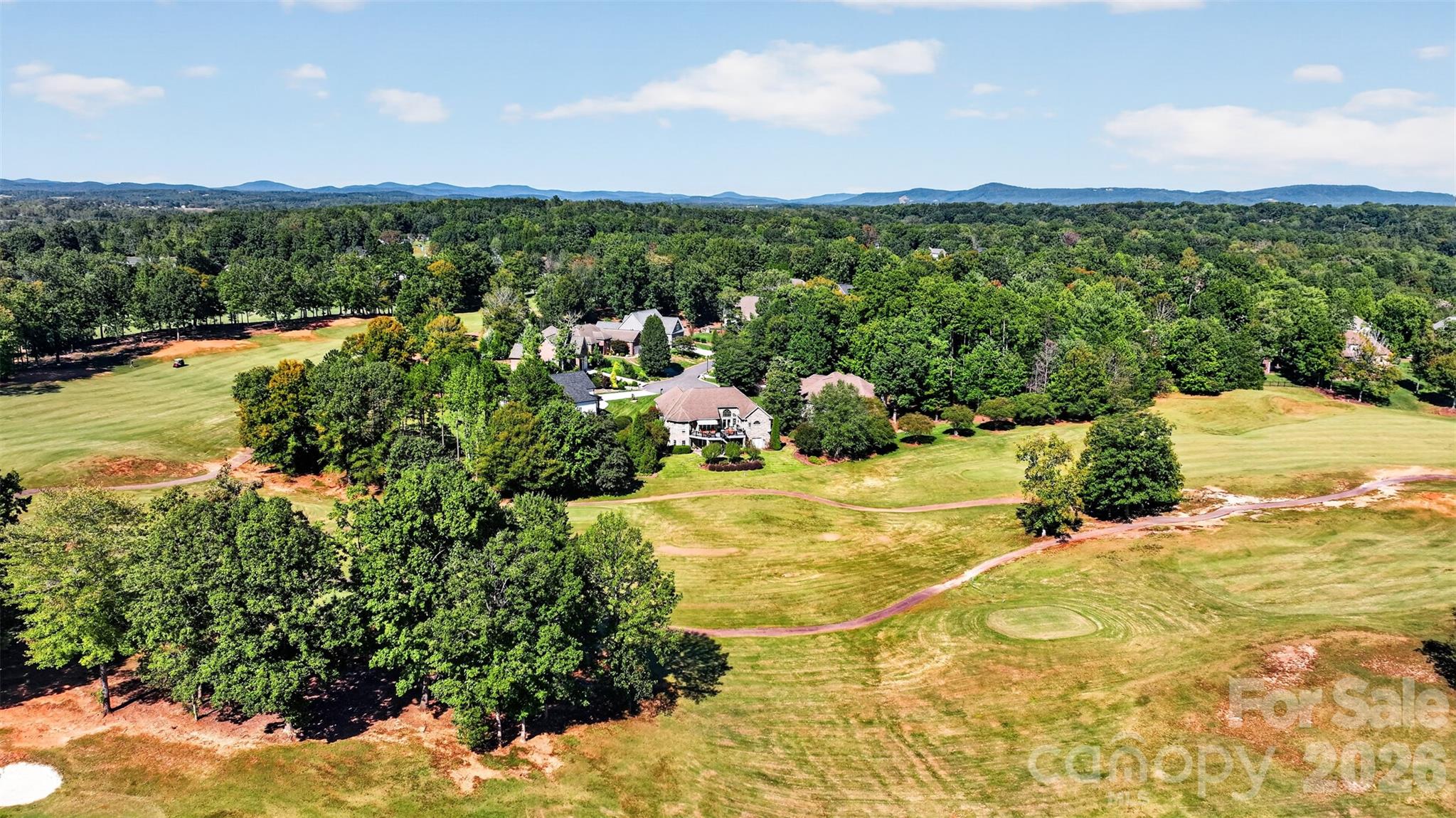 76 Divot Court Property Photo 6