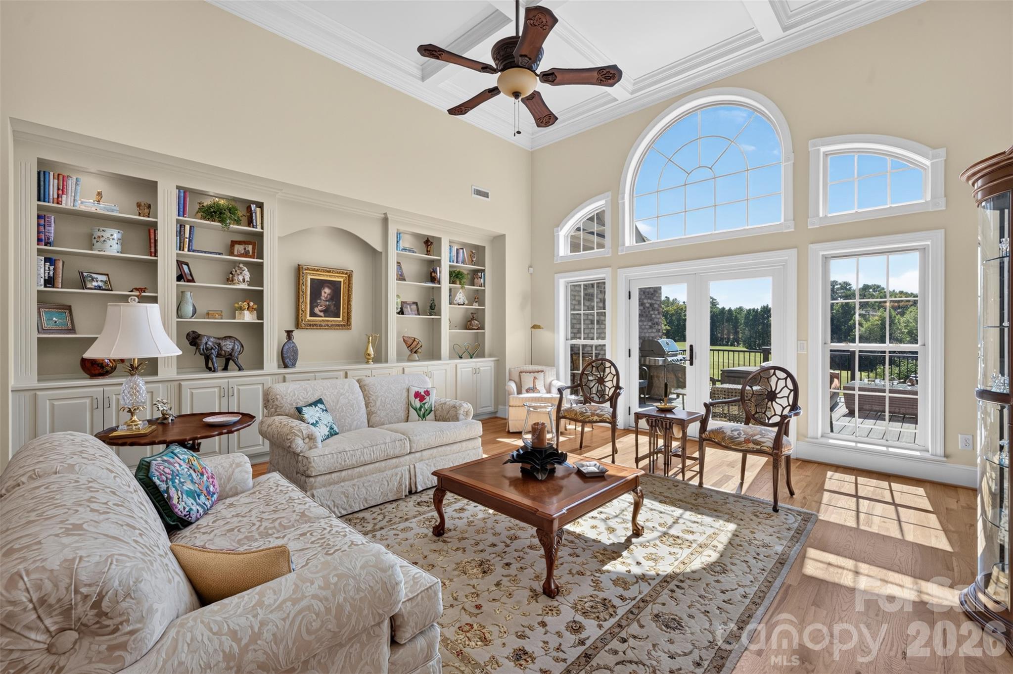 76 Divot Court Property Photo 8