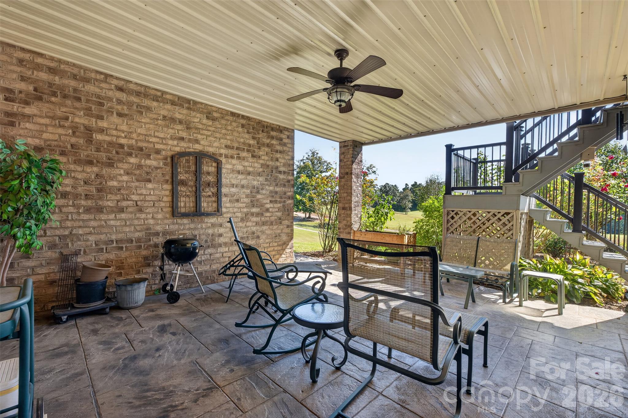 76 Divot Court Property Photo 42