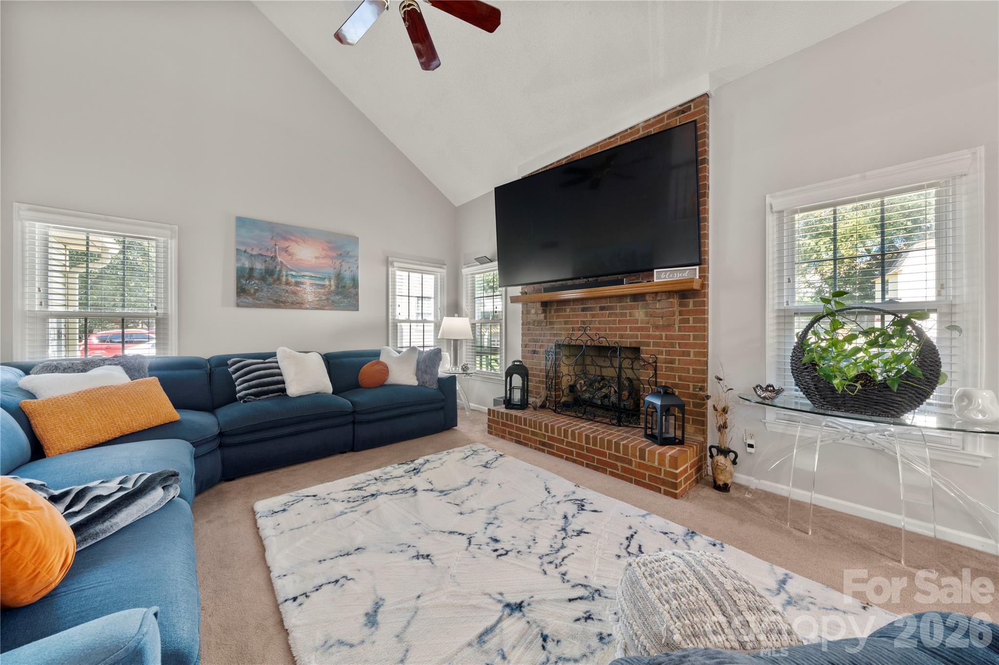 421 Halliwell Street Property Photo 16