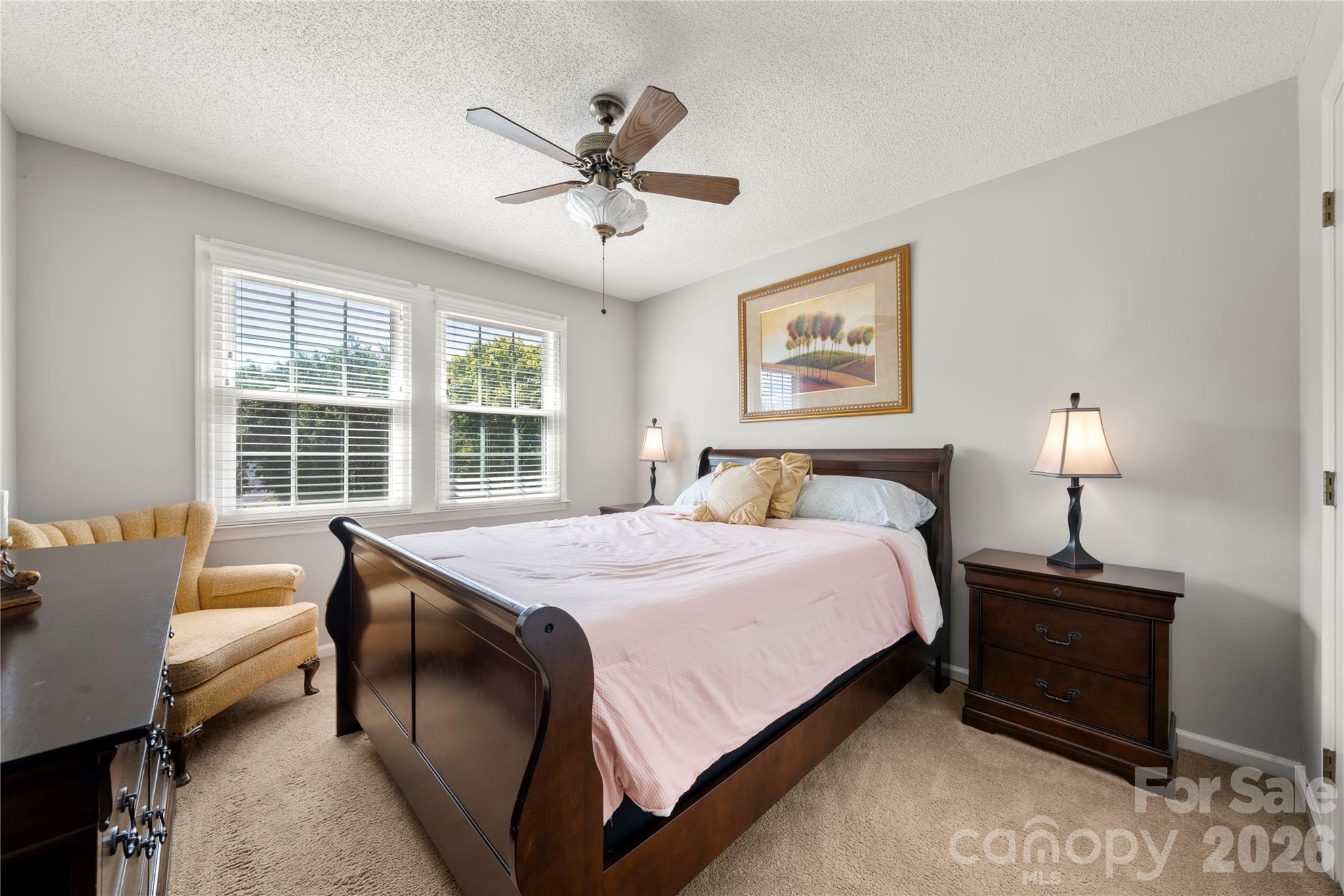 421 Halliwell Street Property Photo 28