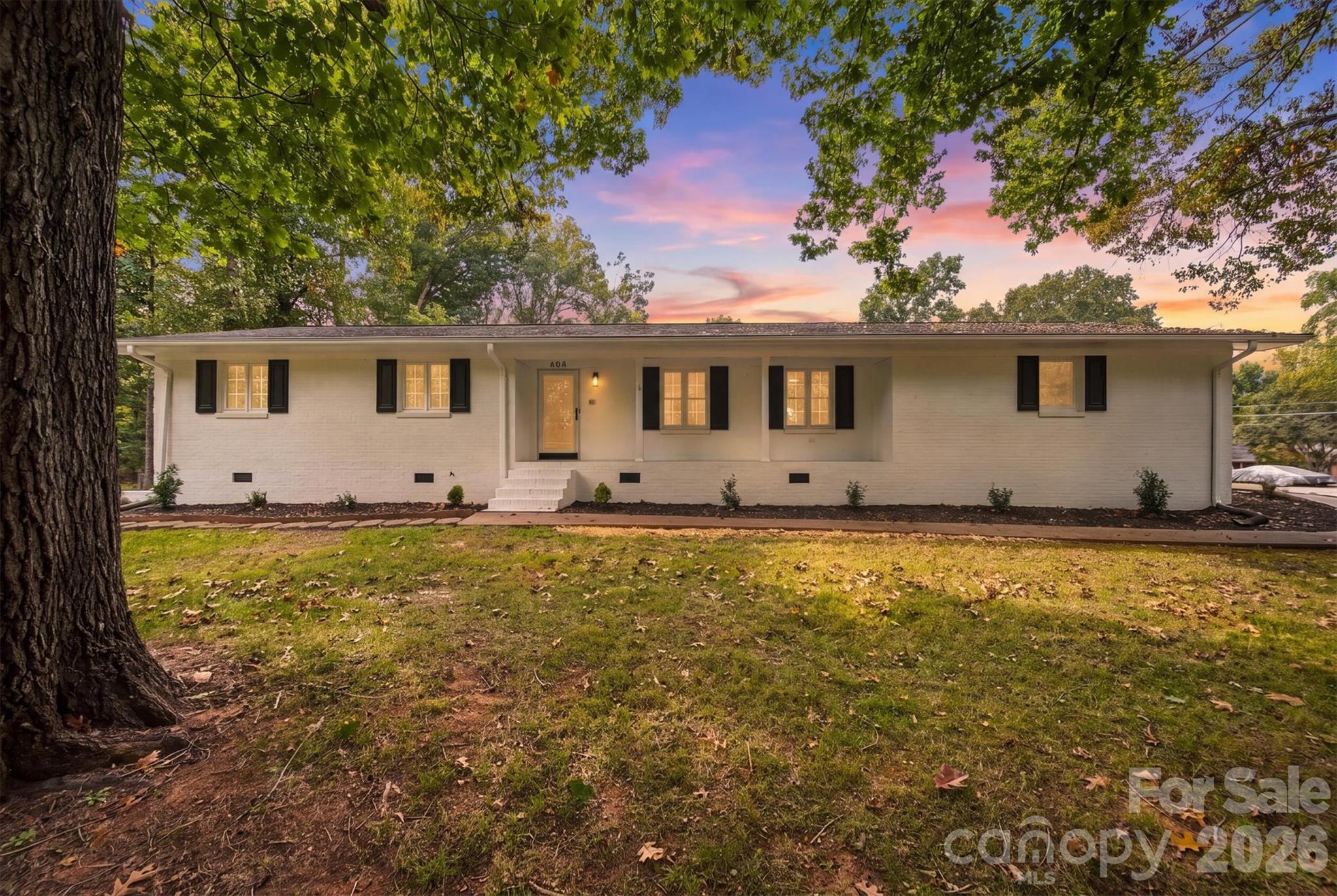 803 E 24th Street Property Photo 1