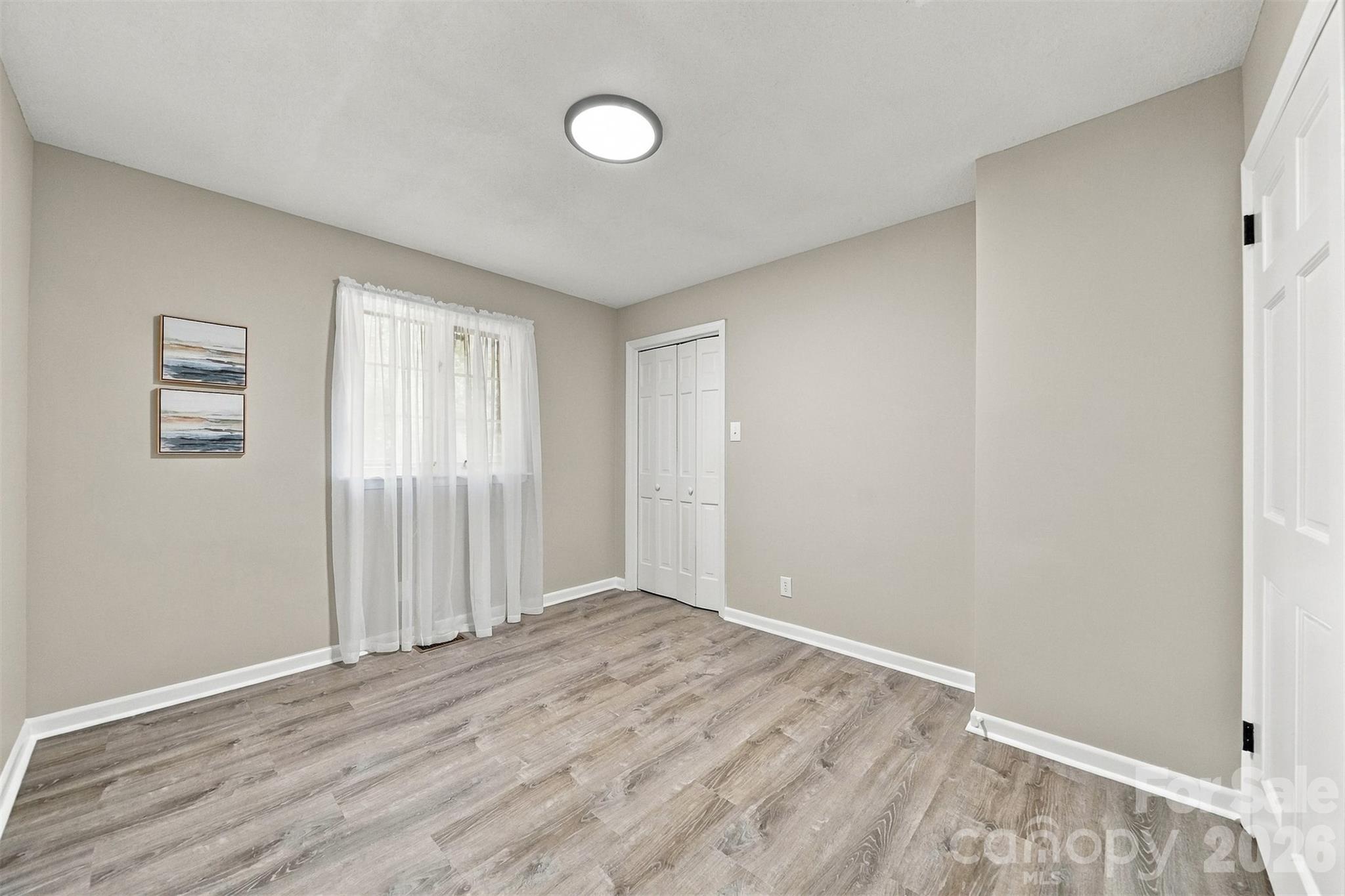 803 E 24th Street Property Photo 19