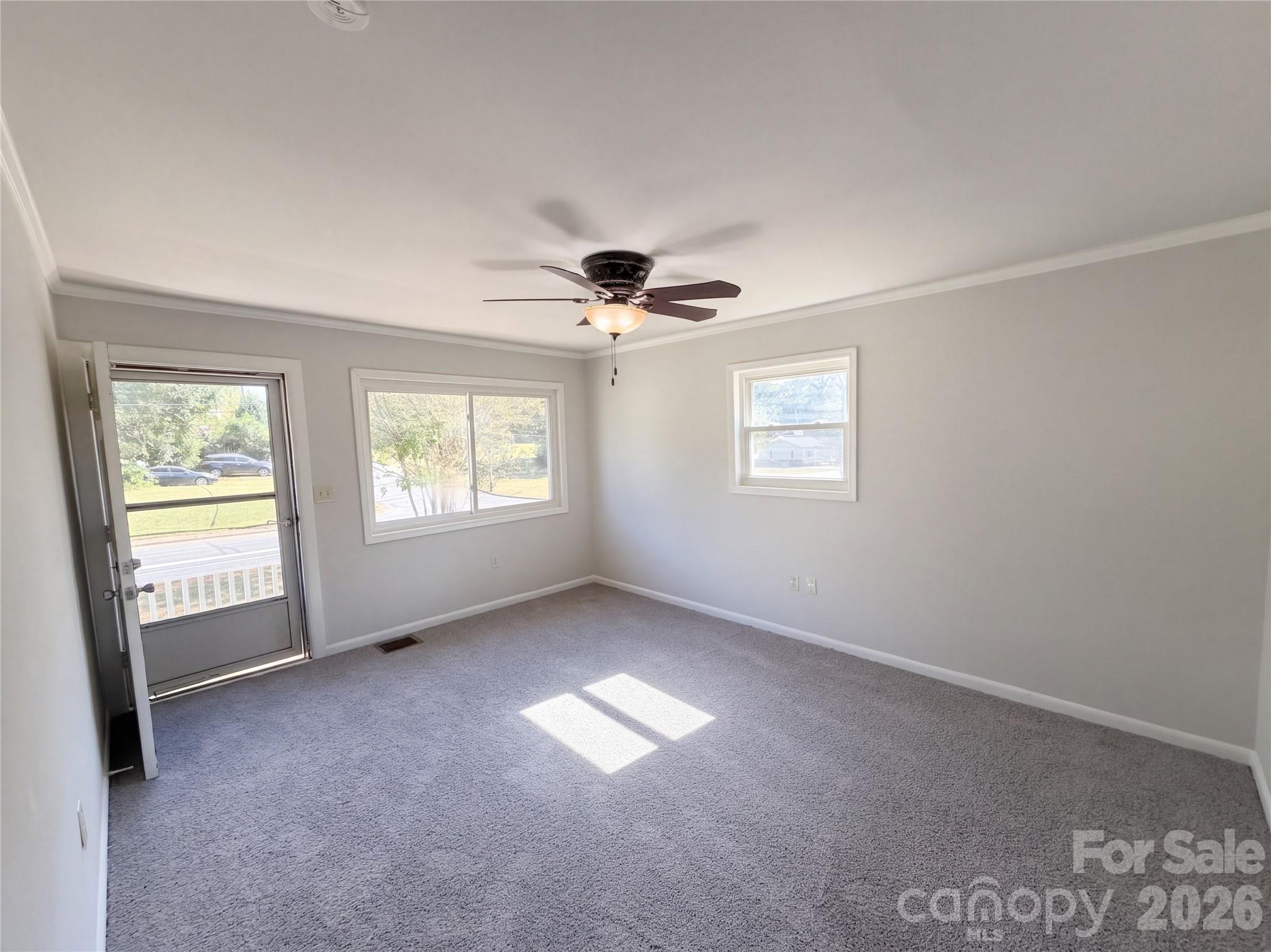 264 Crowell Drive Property Photo 2