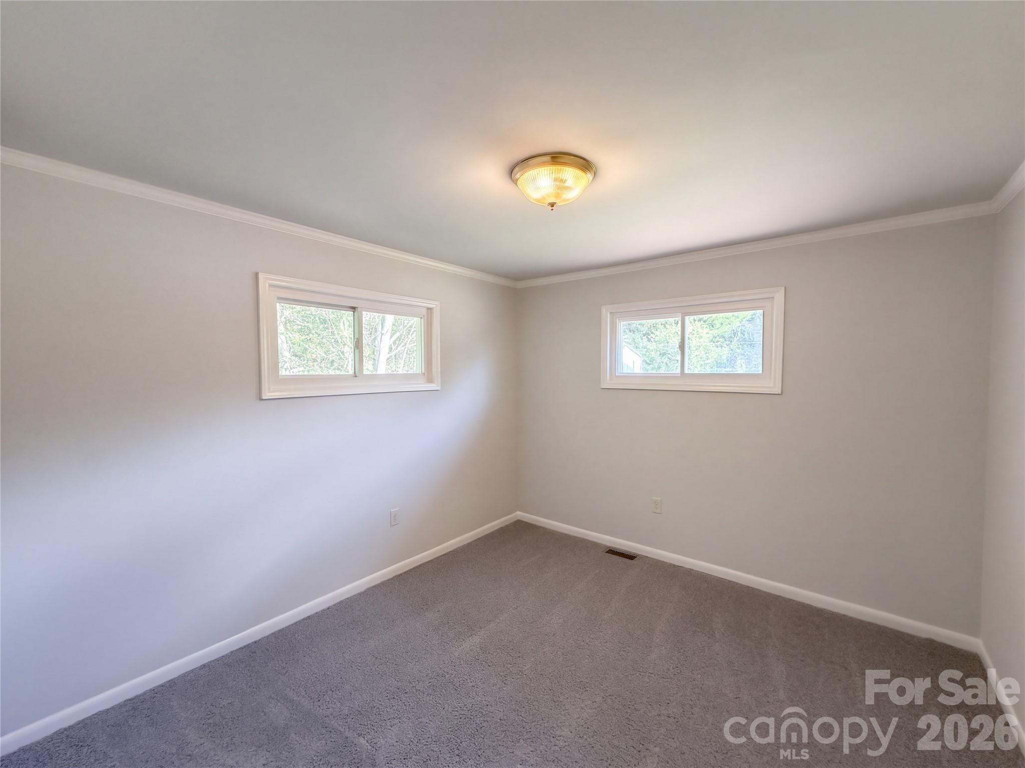 264 Crowell Drive Property Photo 11