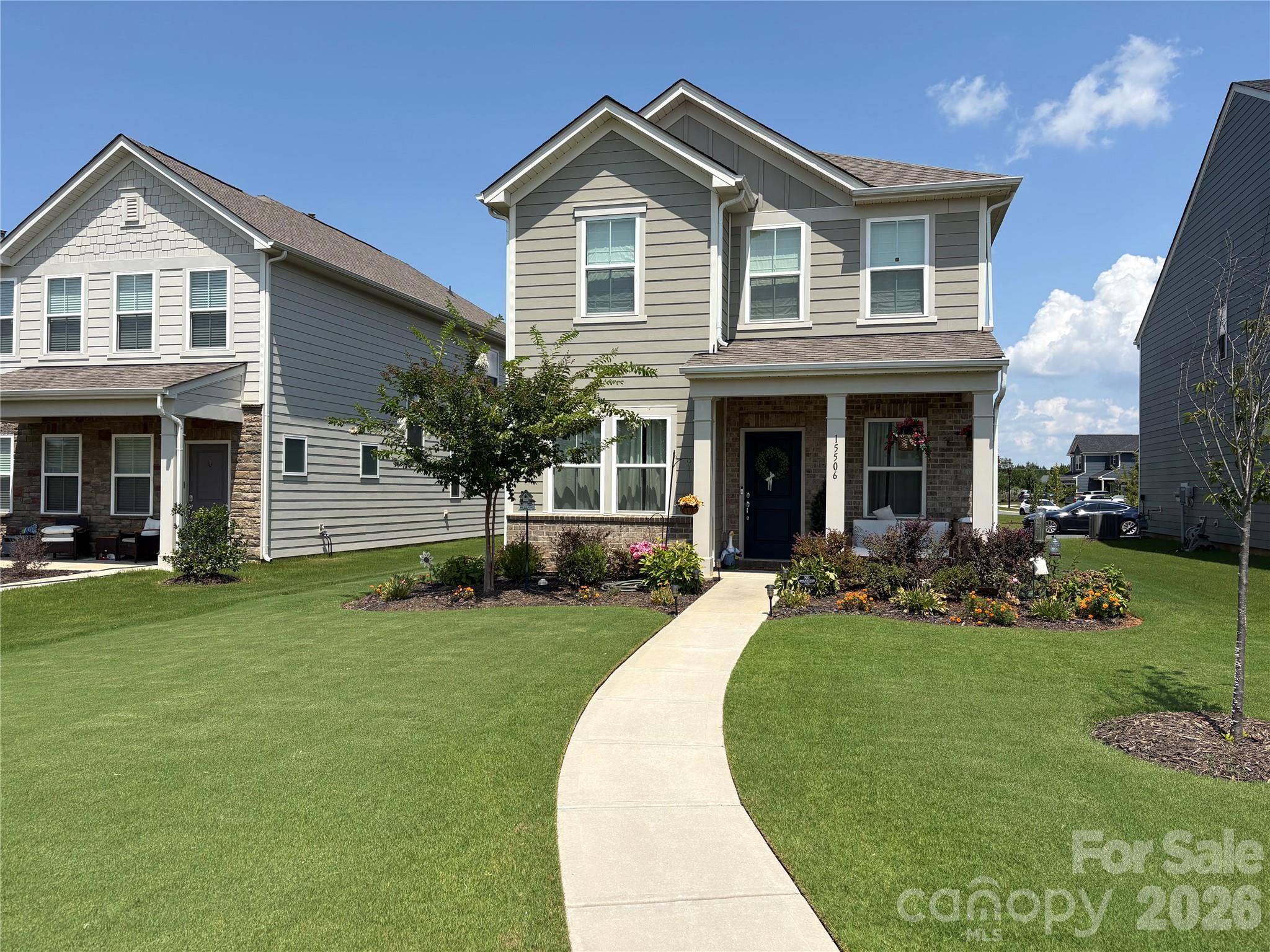 15506 Parkside Crossing Drive Property Photo 1