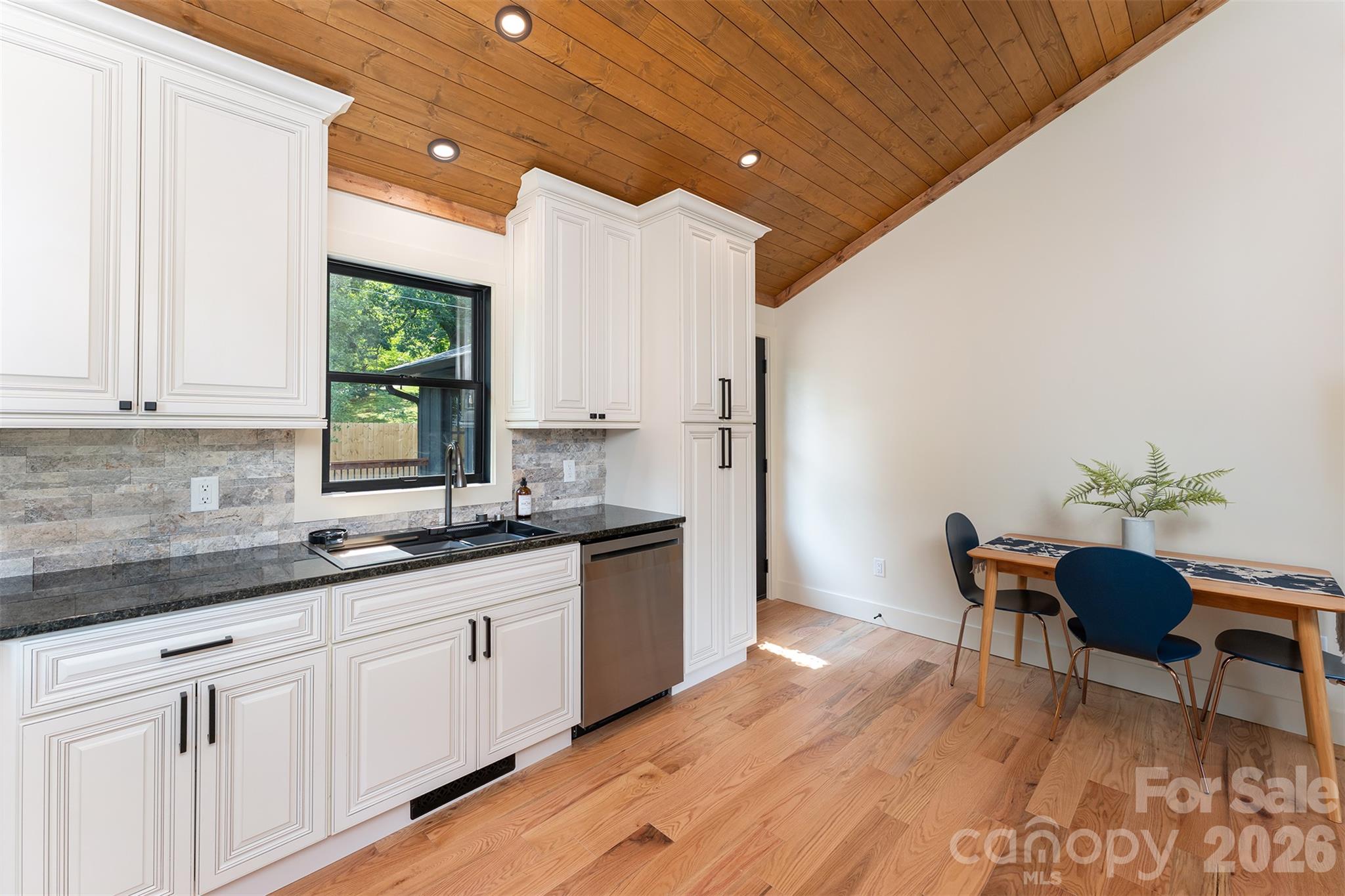 11 Pine Circle Property Photo 11