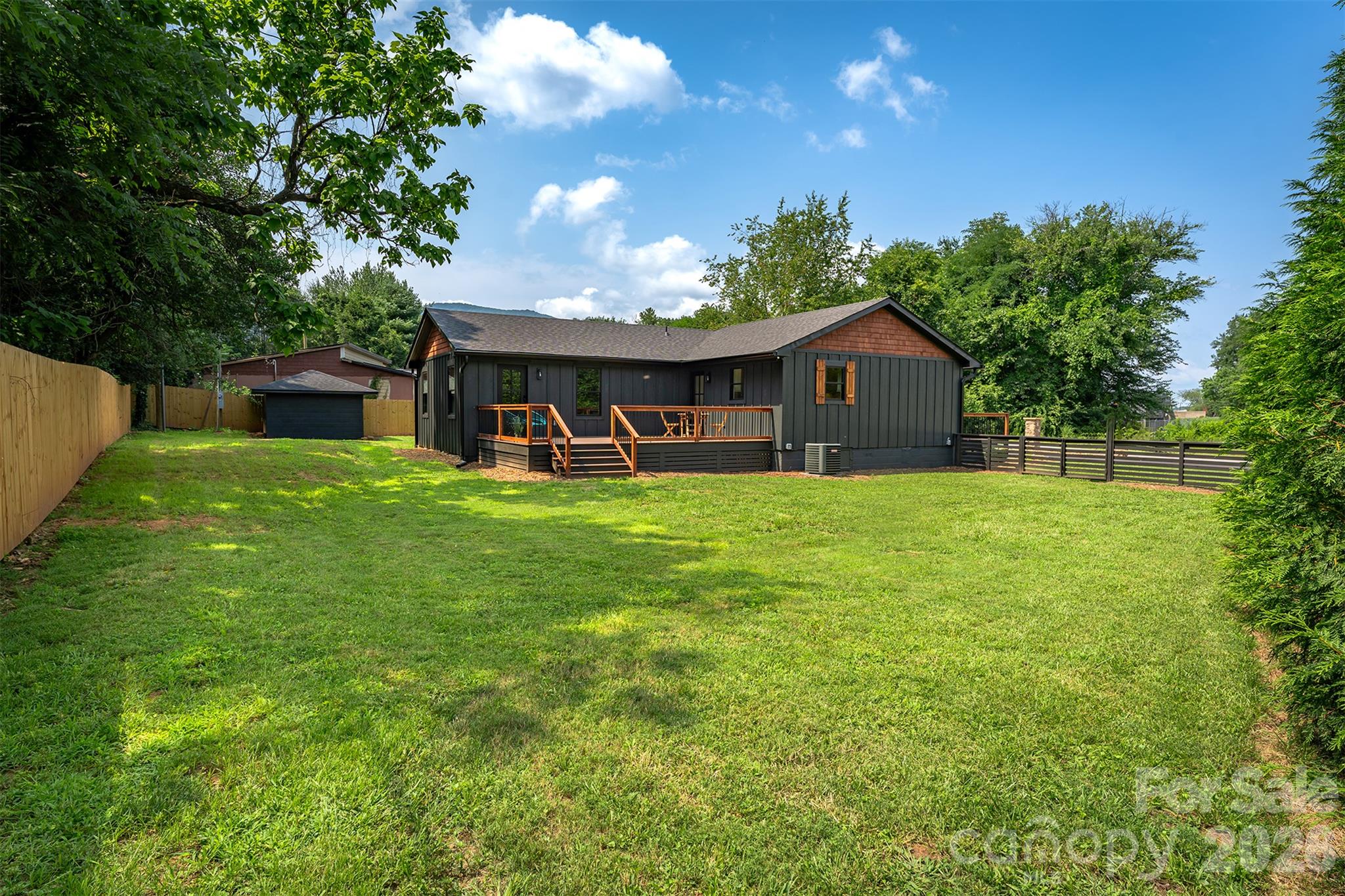 11 Pine Circle Property Photo 33