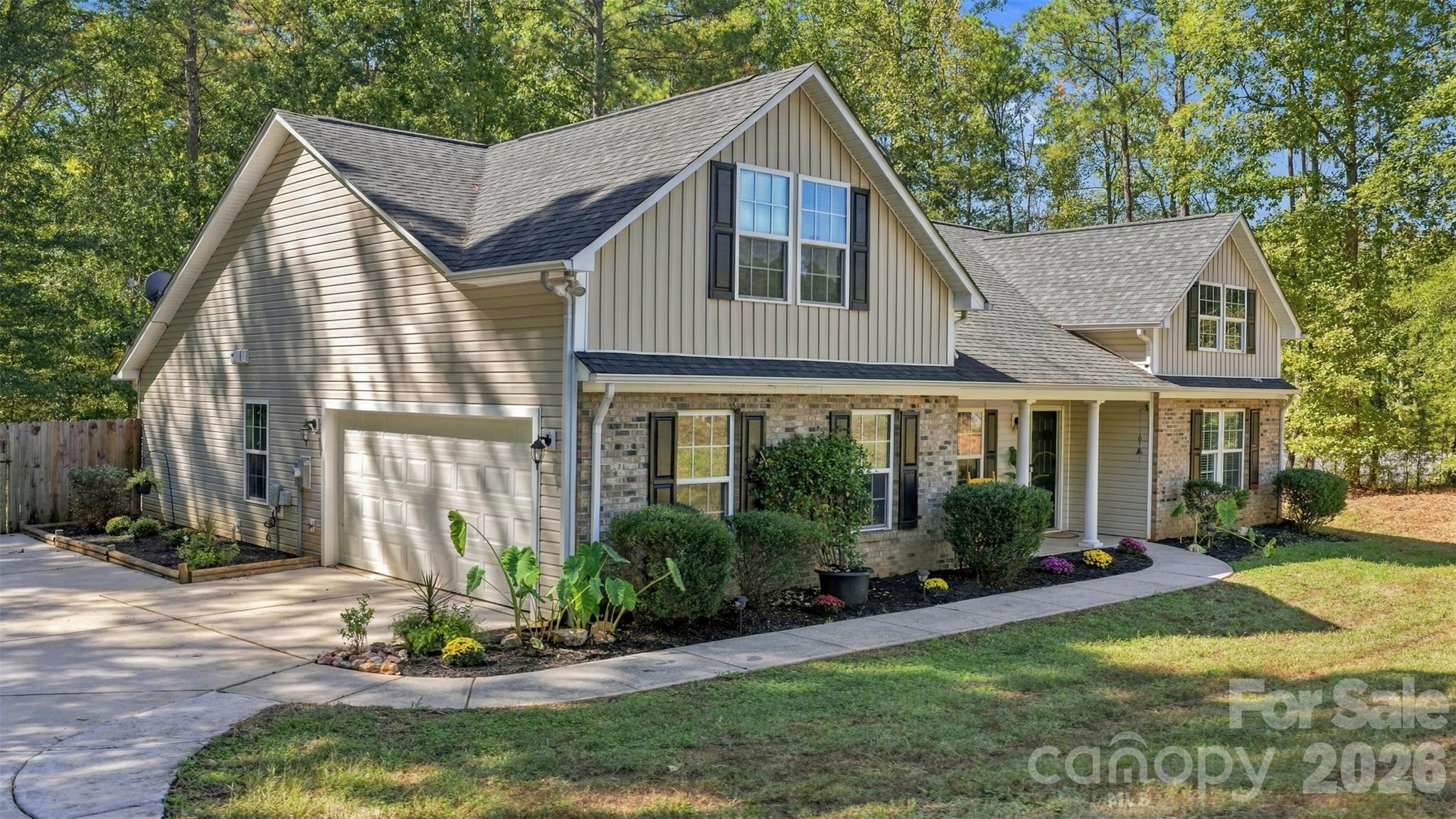 123 Sherham Way 59 Property Photo 2