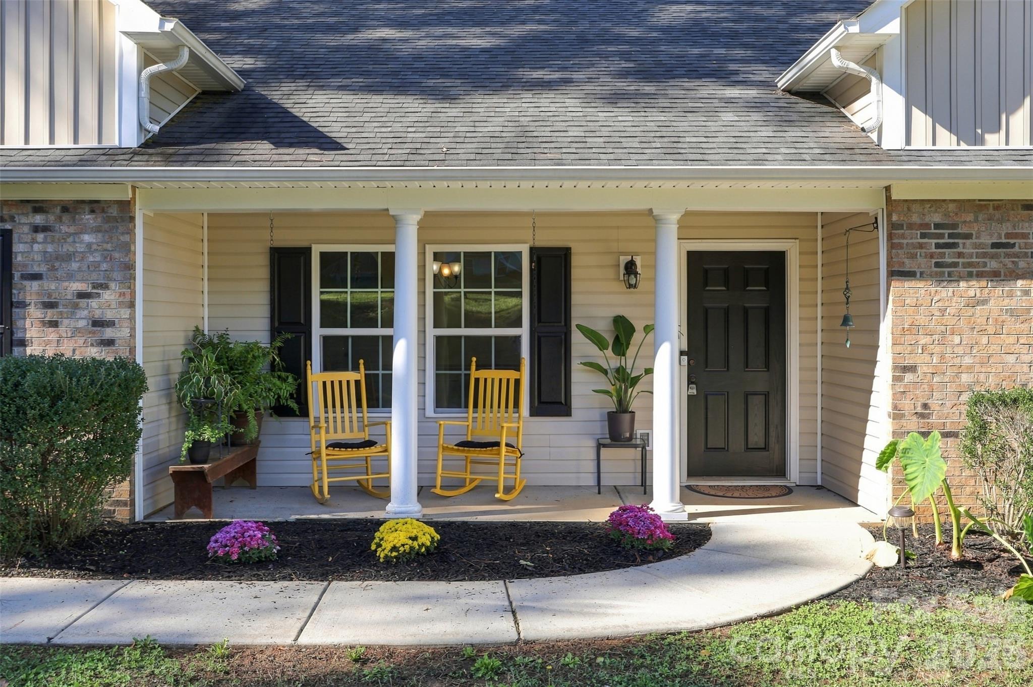123 Sherham Way 59 Property Photo 5