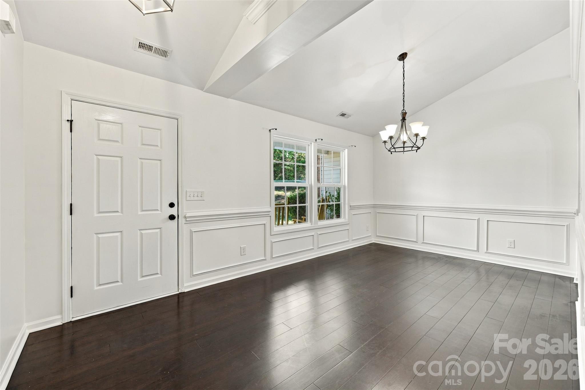 123 Sherham Way 59 Property Photo 7