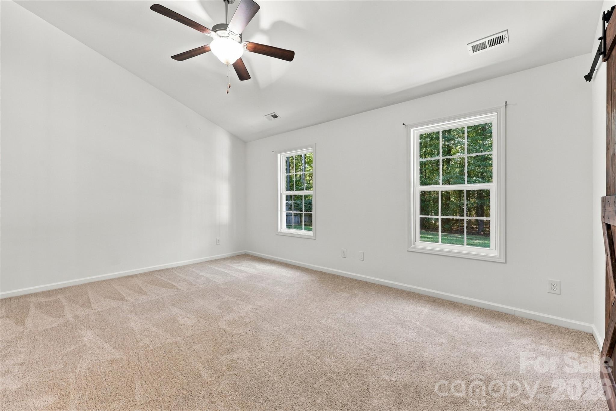 123 Sherham Way 59 Property Photo 18