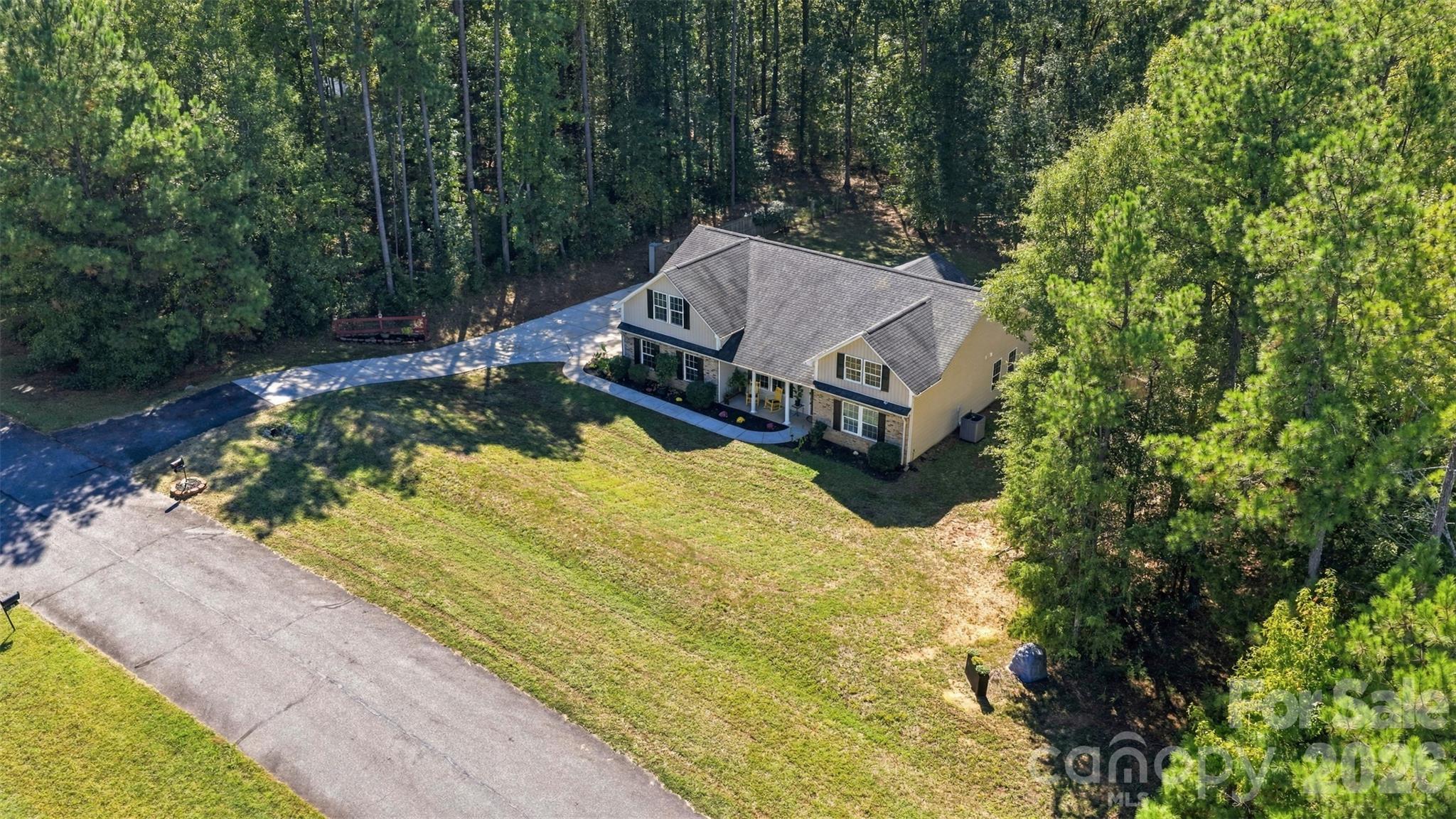 123 Sherham Way 59 Property Photo 32