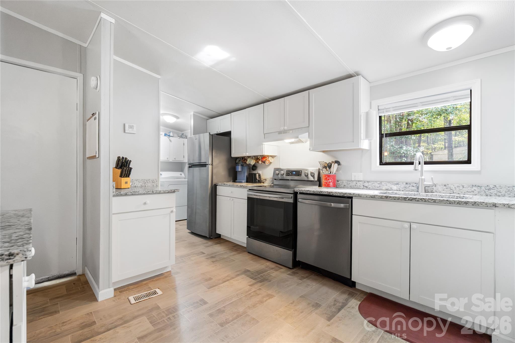 15810 Silver Road Property Photo 8