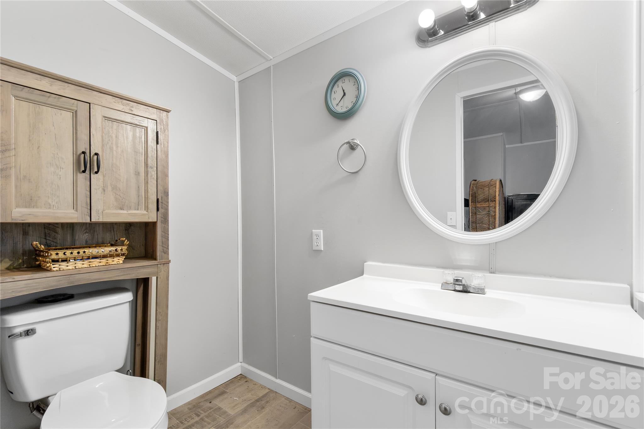 15810 Silver Road Property Photo 15