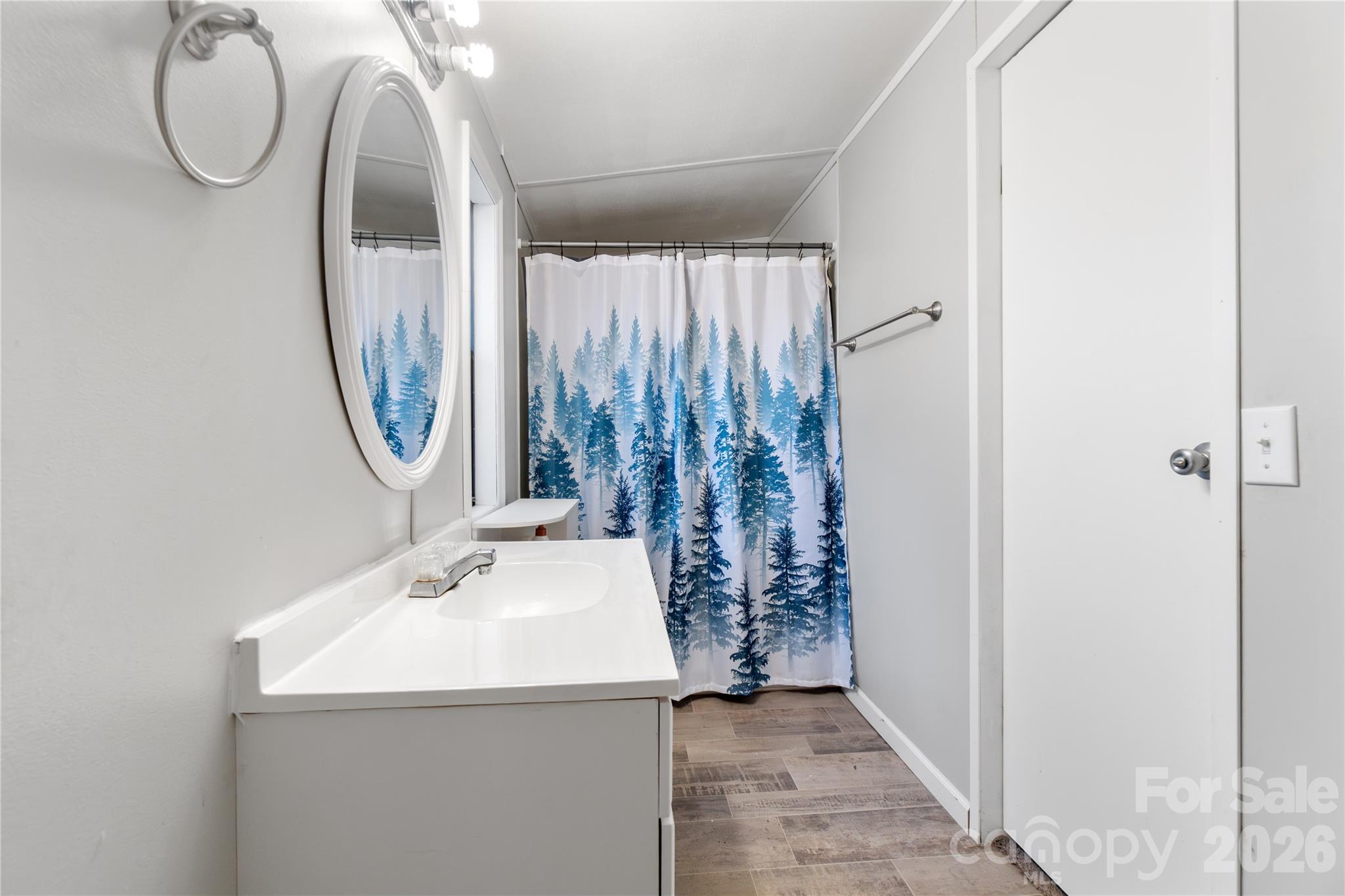 15810 Silver Road Property Photo 16