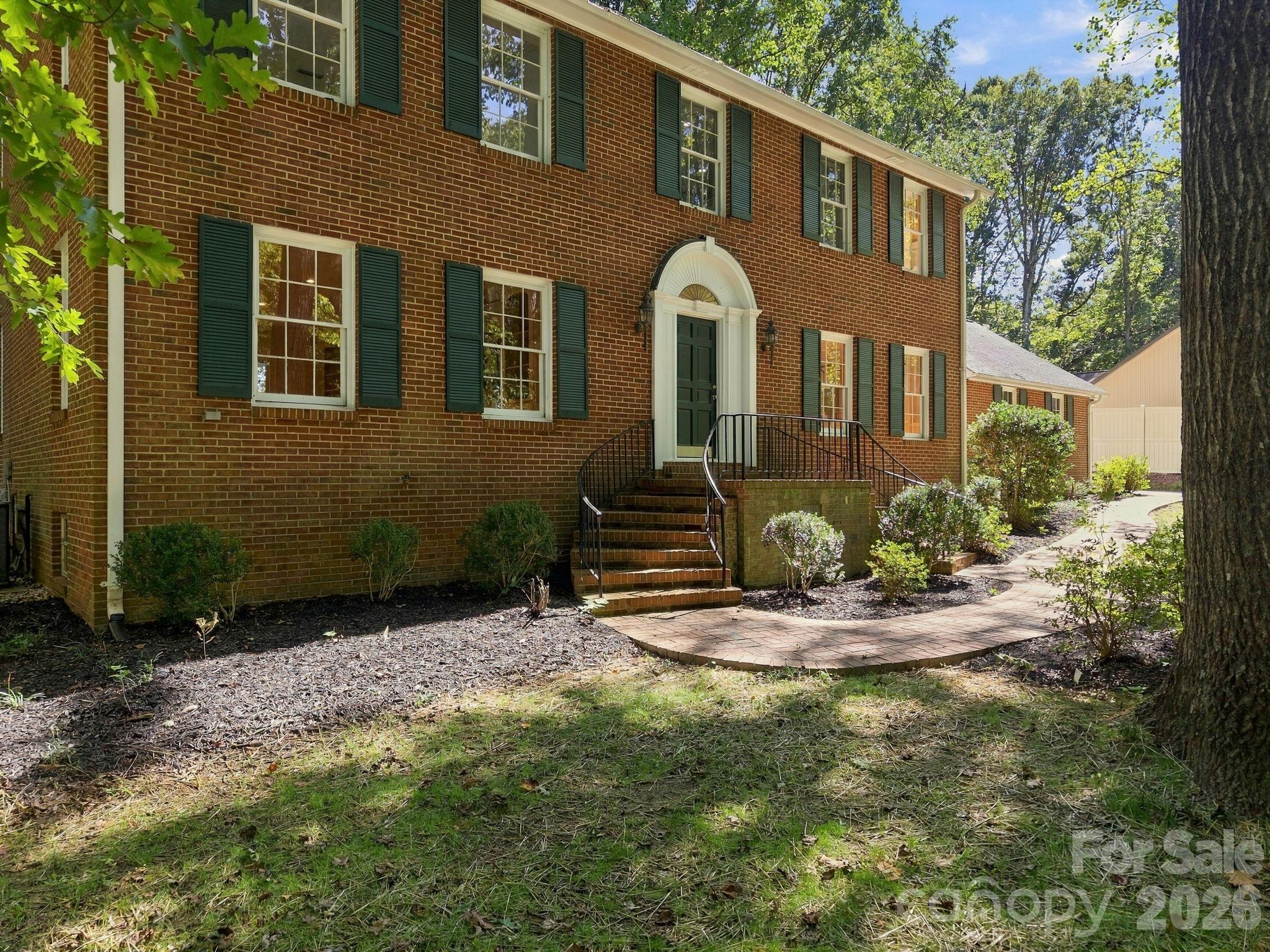 321 Camelot Drive Property Photo 7