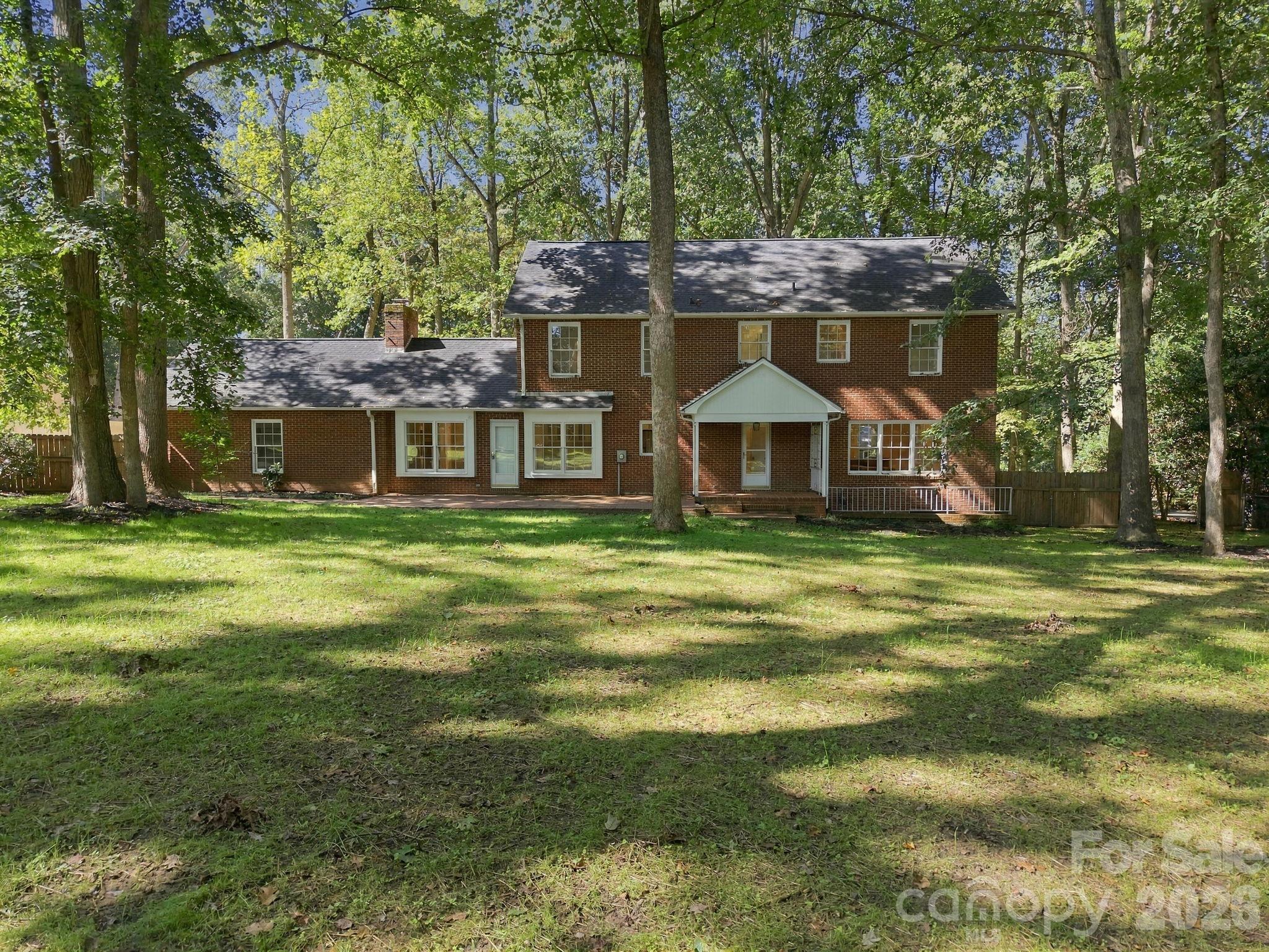 321 Camelot Drive Property Photo 8