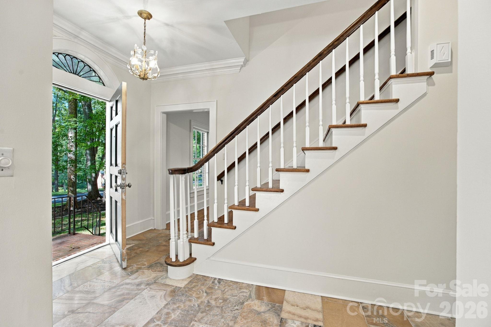 321 Camelot Drive Property Photo 13
