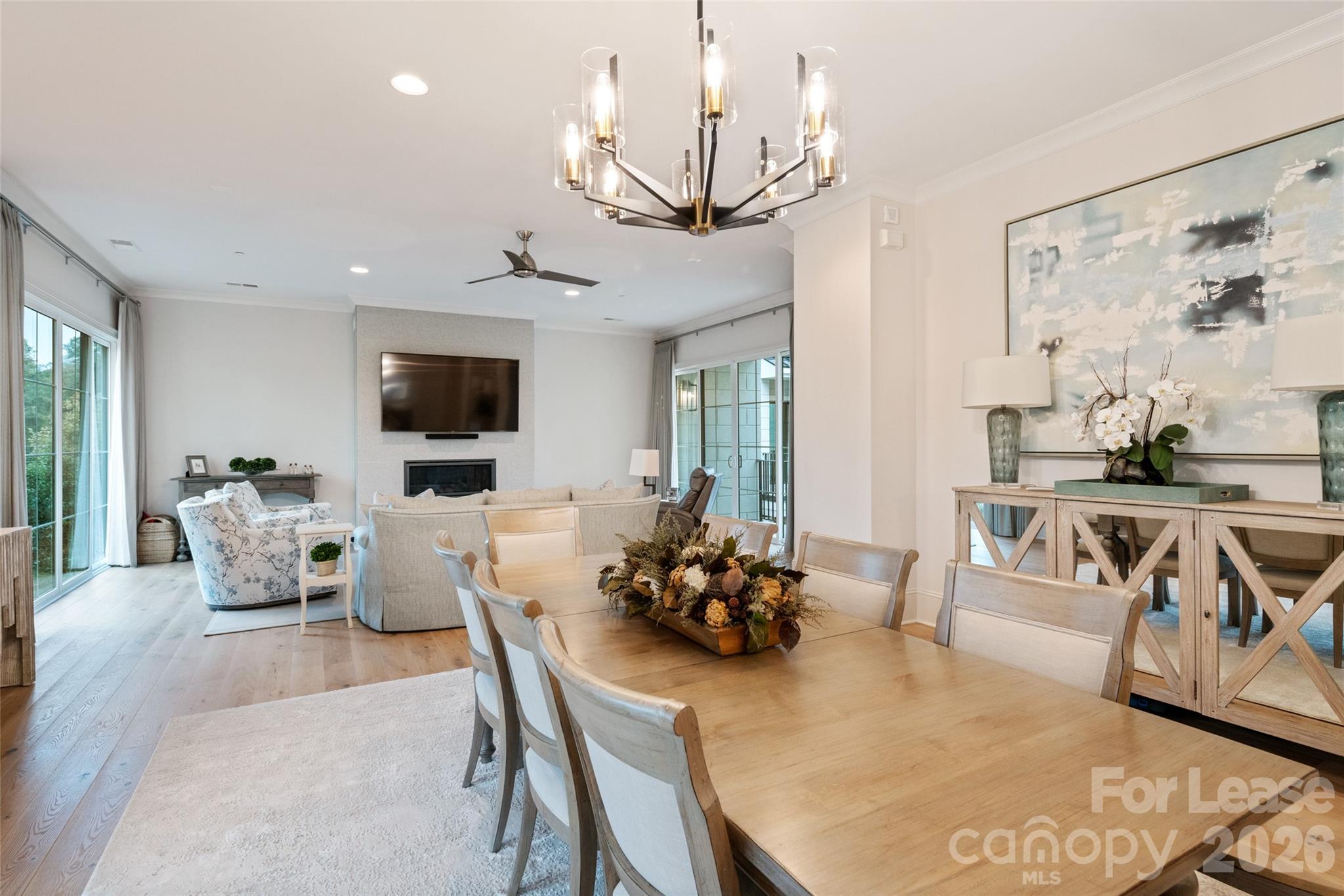 1708 Lombardy Circle D Property Photo 5