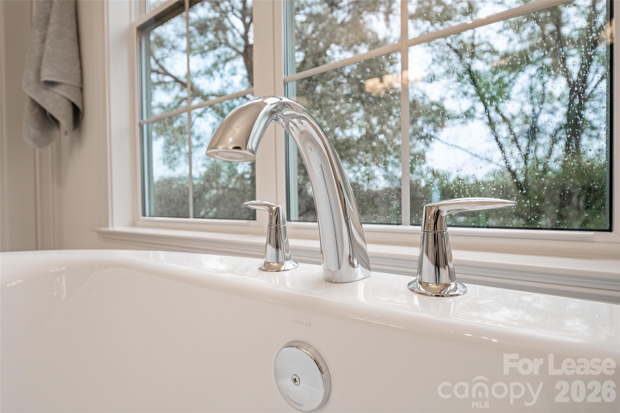 1708 Lombardy Circle D Property Photo 23