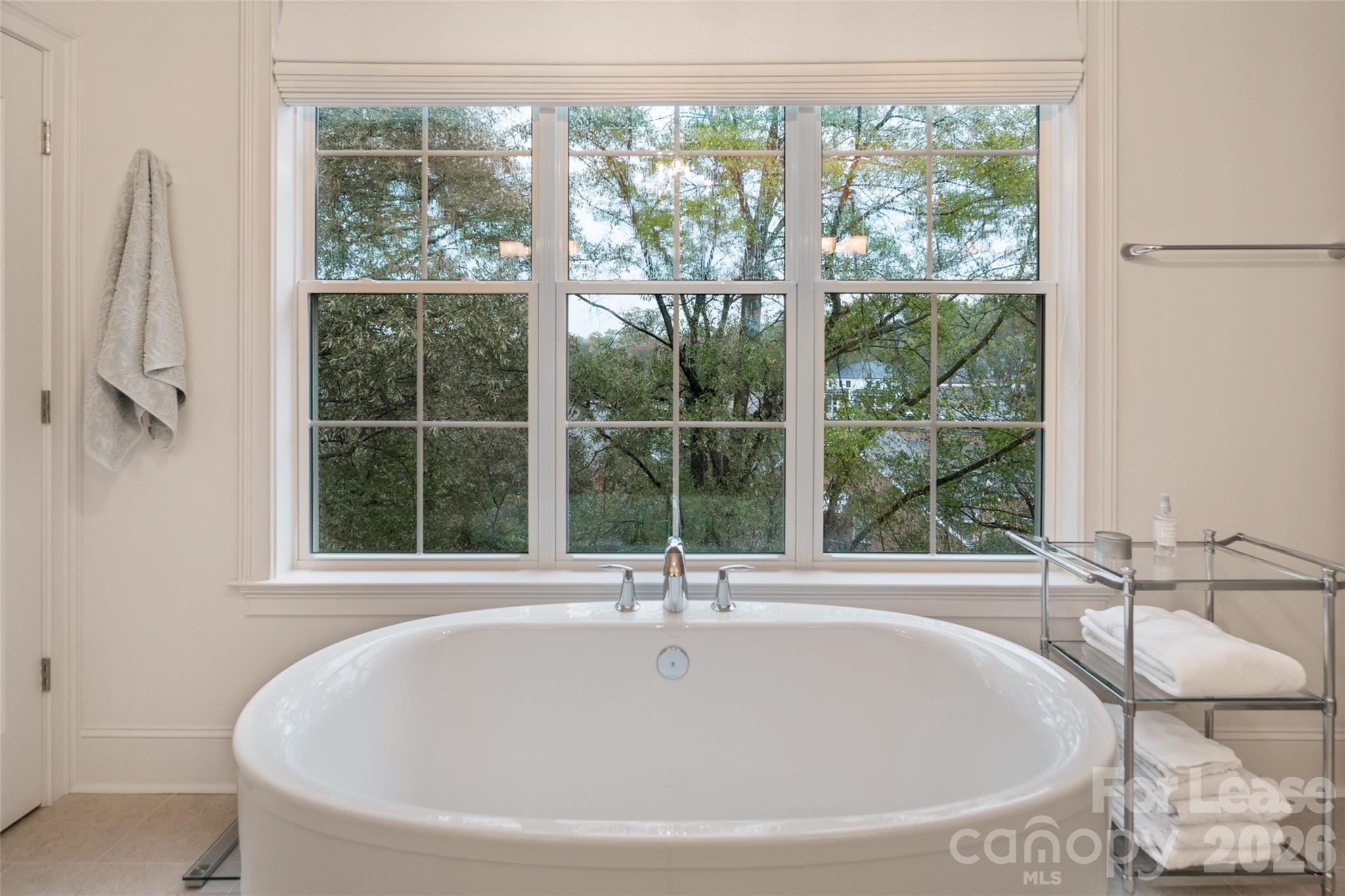 1708 Lombardy Circle D Property Photo 24