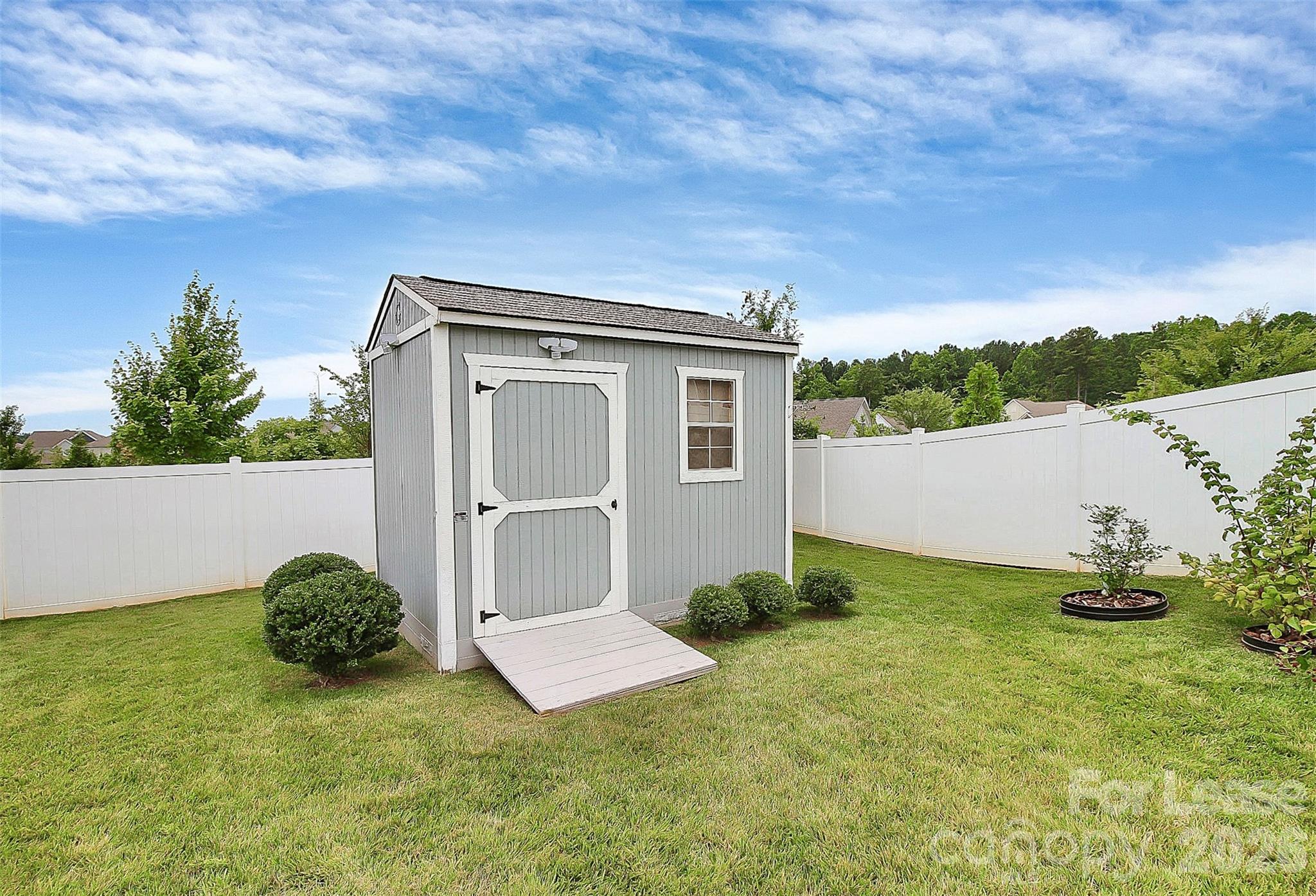 106 Honey Court Property Photo 35