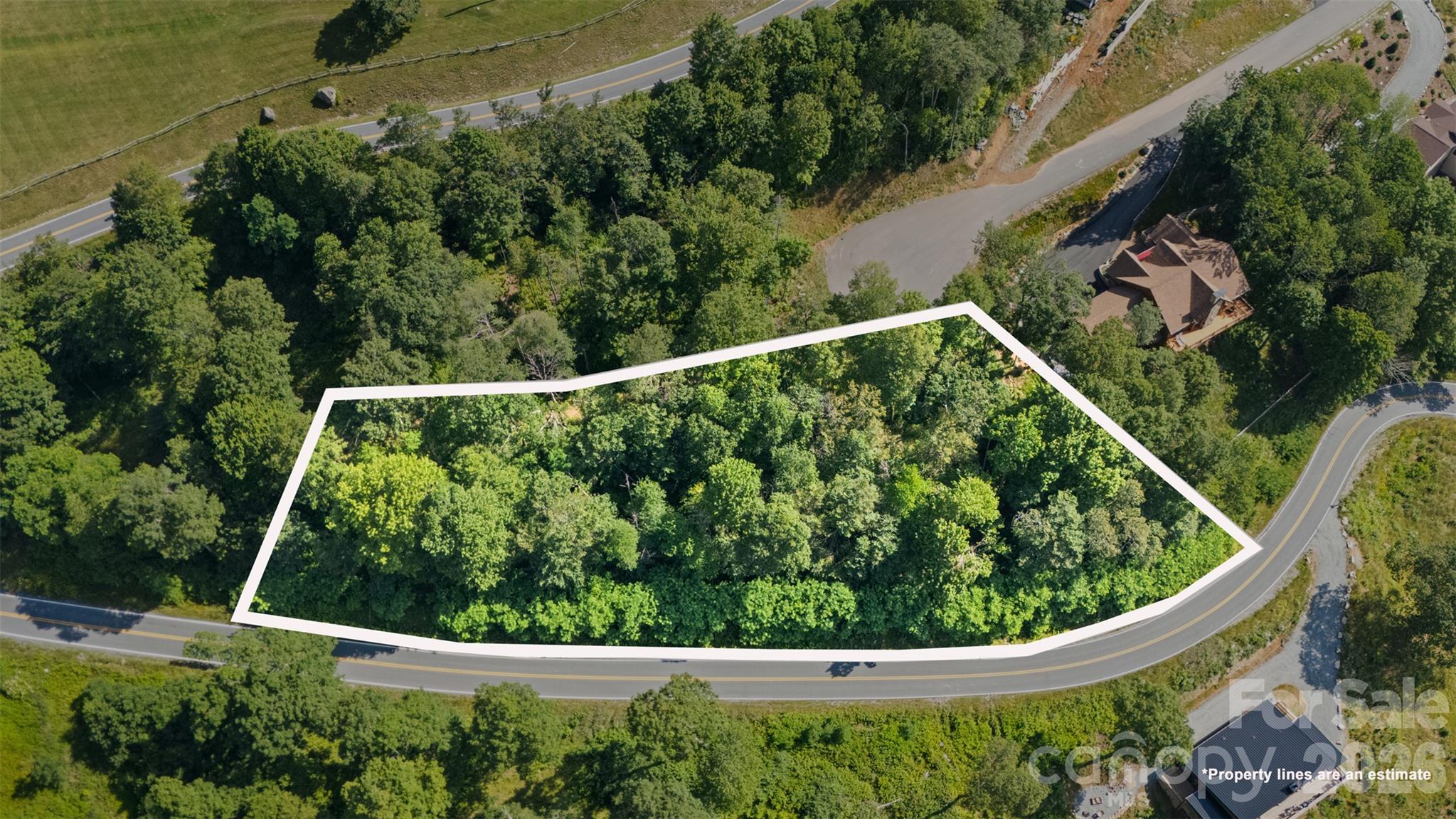 39 Skycamp Trail Property Photo 5