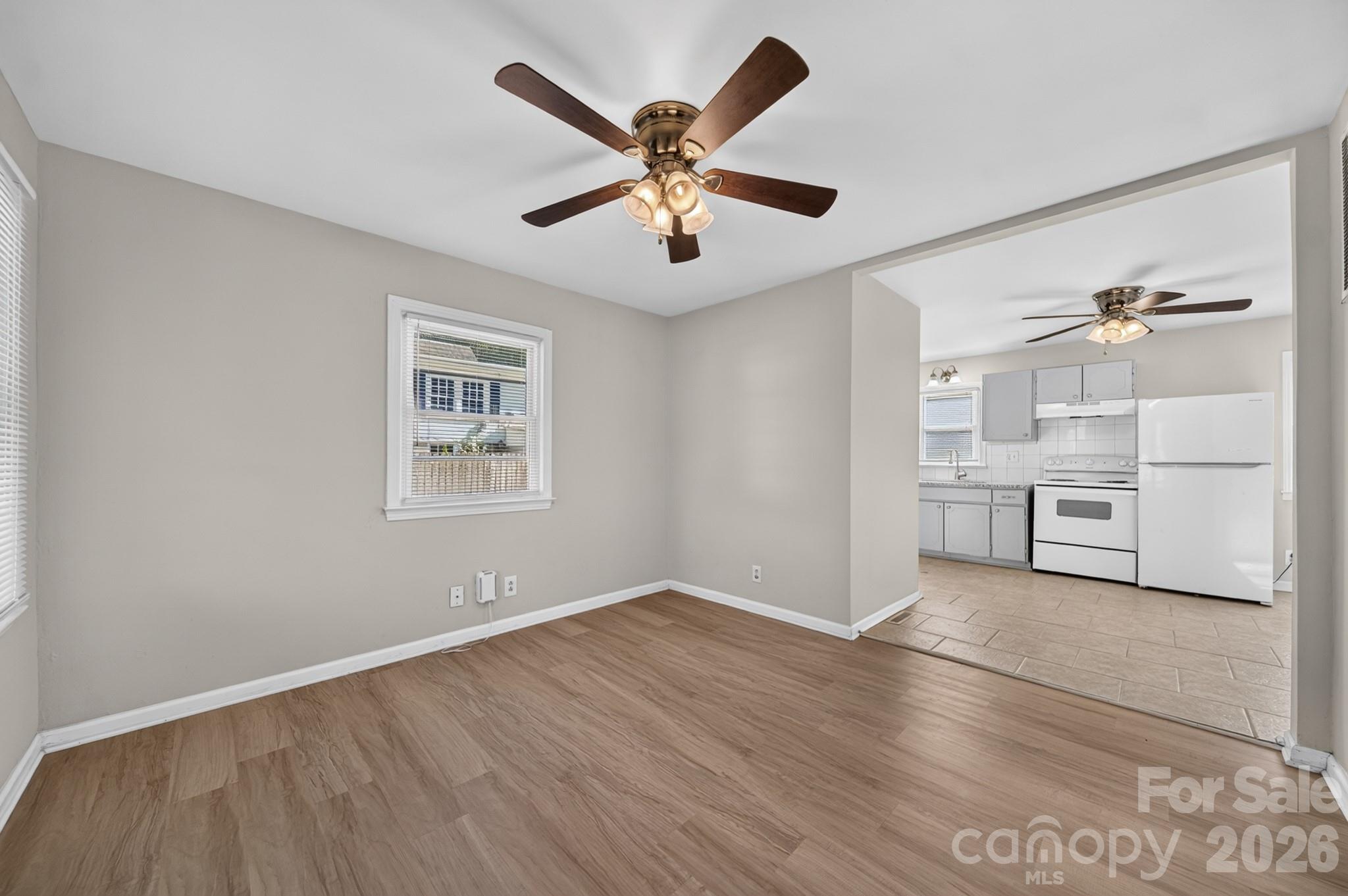 301 Houston Street Property Photo 10