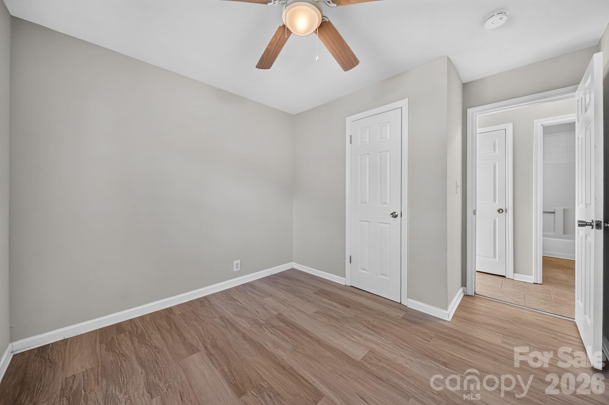 301 Houston Street Property Photo 17