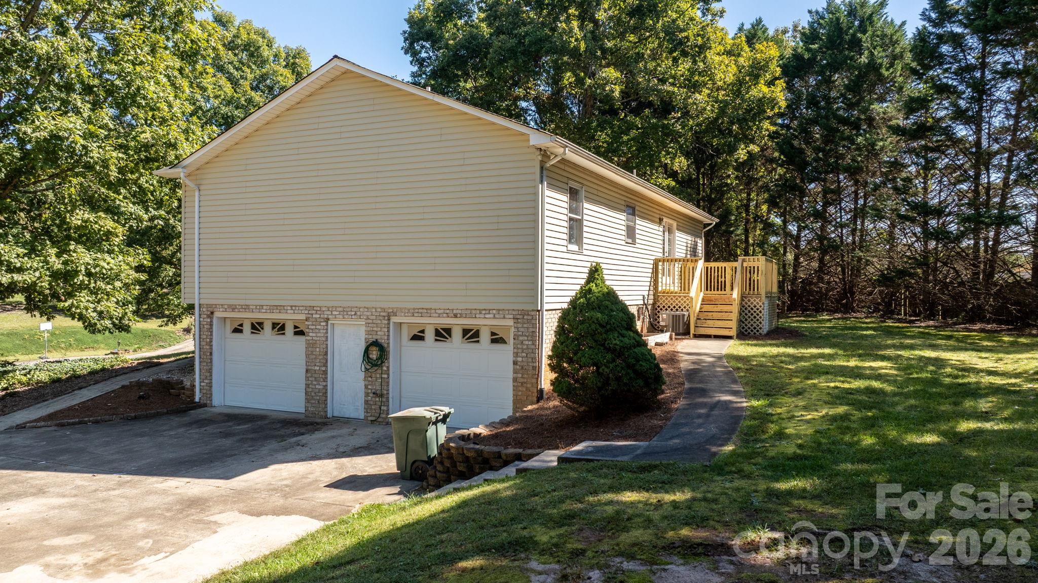 3261 Washington Way Property Photo 28