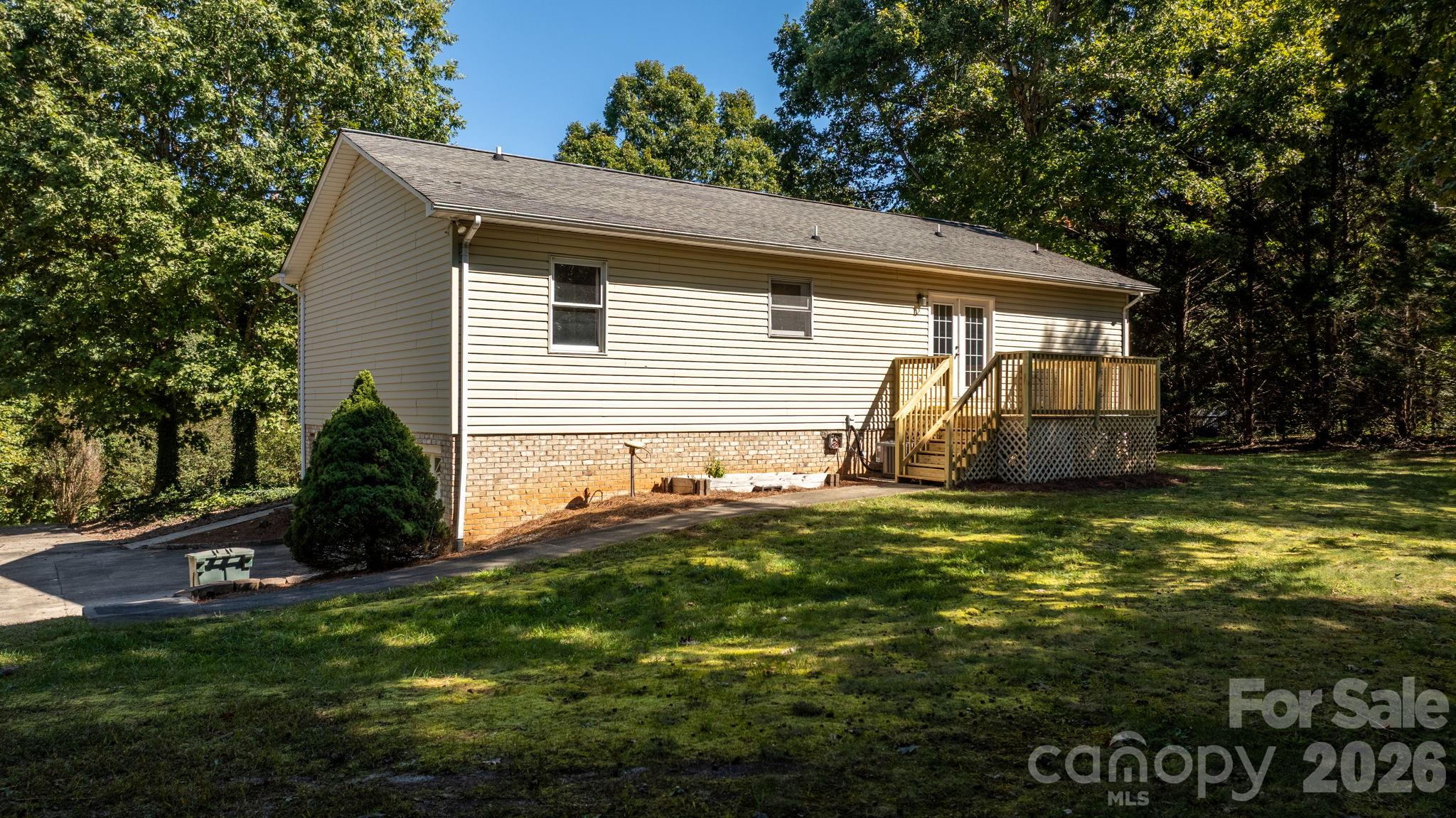 3261 Washington Way Property Photo 30